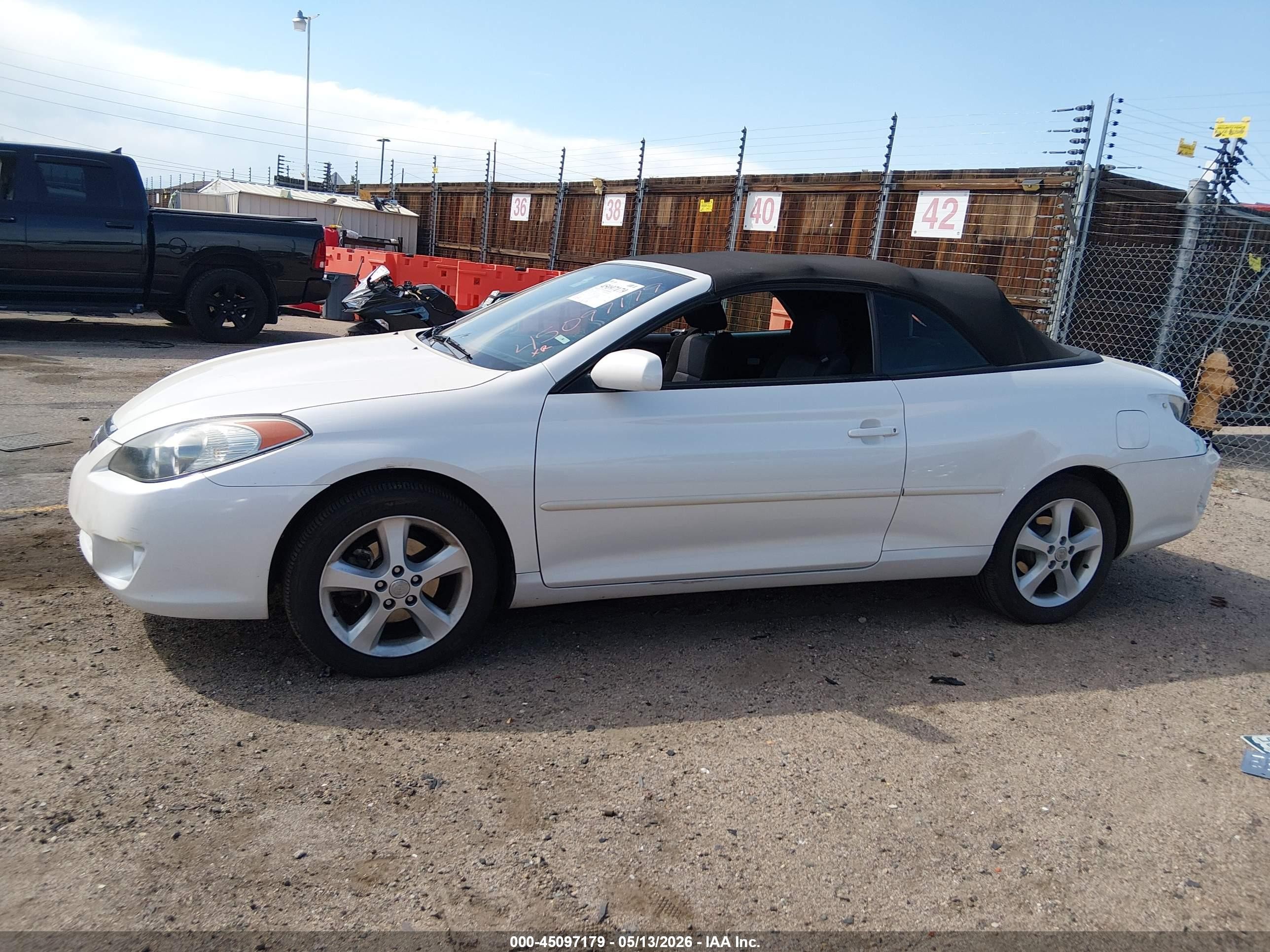 2006 Toyota Camry Solara Se White vin: 4T1FA38P16U095286