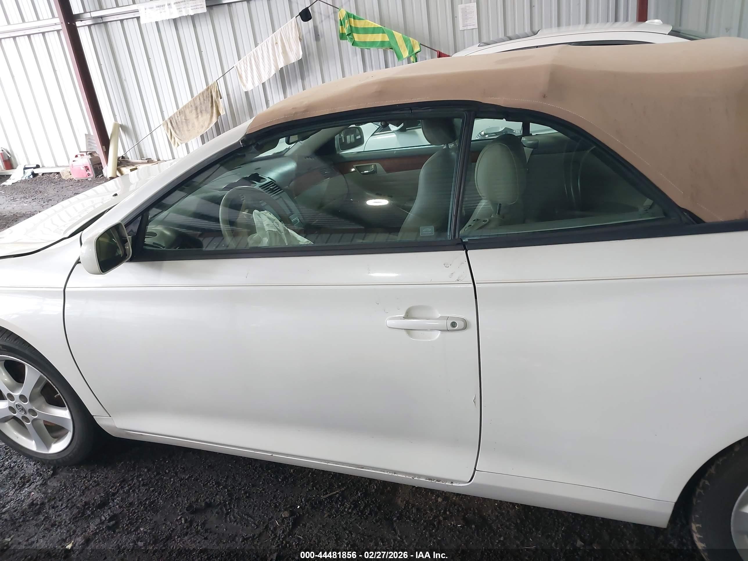 2007 Toyota Camry Solara Sle White vin: 4T1FA38P17U130717