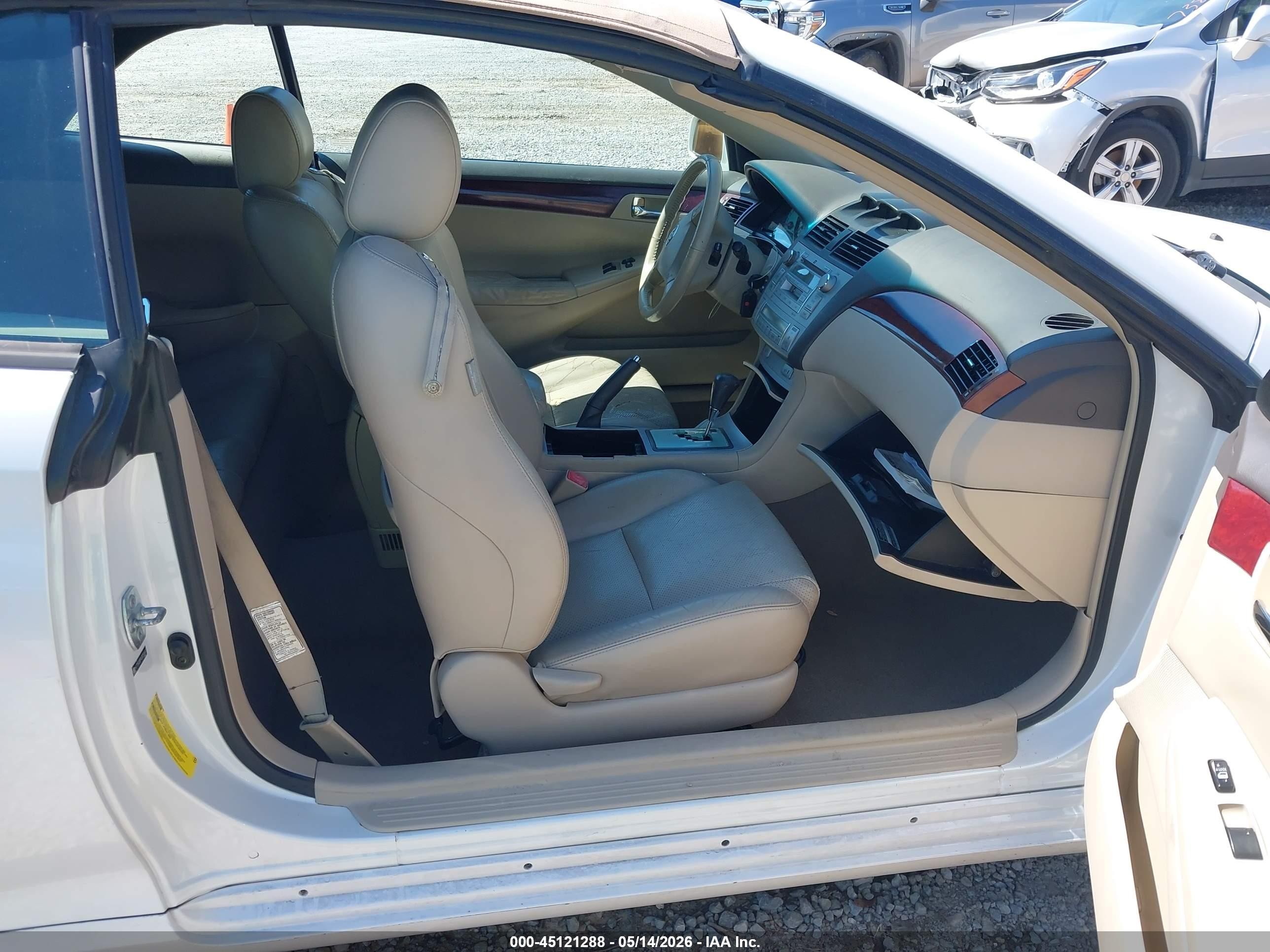 2005 Toyota Camry Solara Sle White vin: 4T1FA38P45U054441