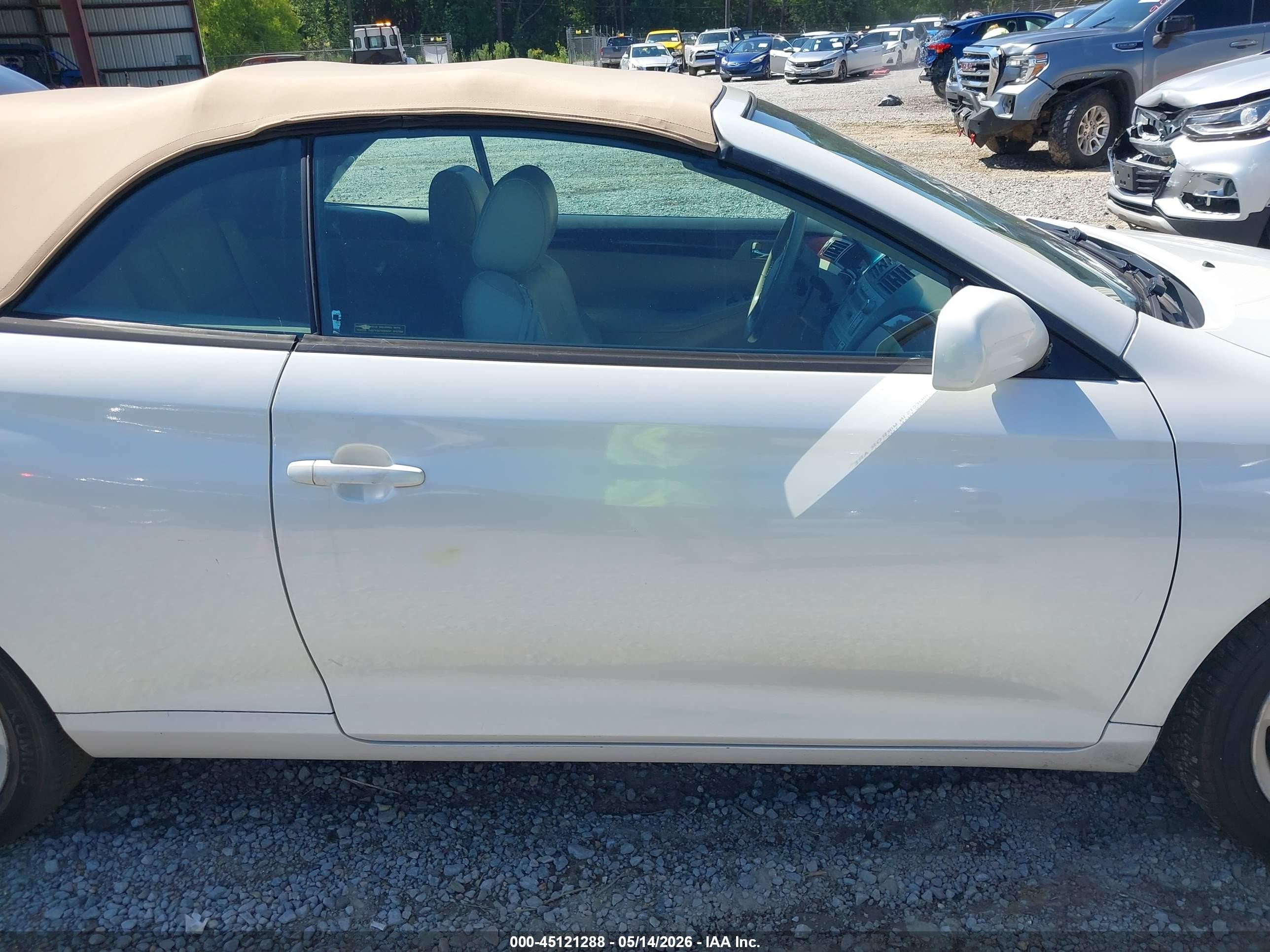 2005 Toyota Camry Solara Sle White vin: 4T1FA38P45U054441
