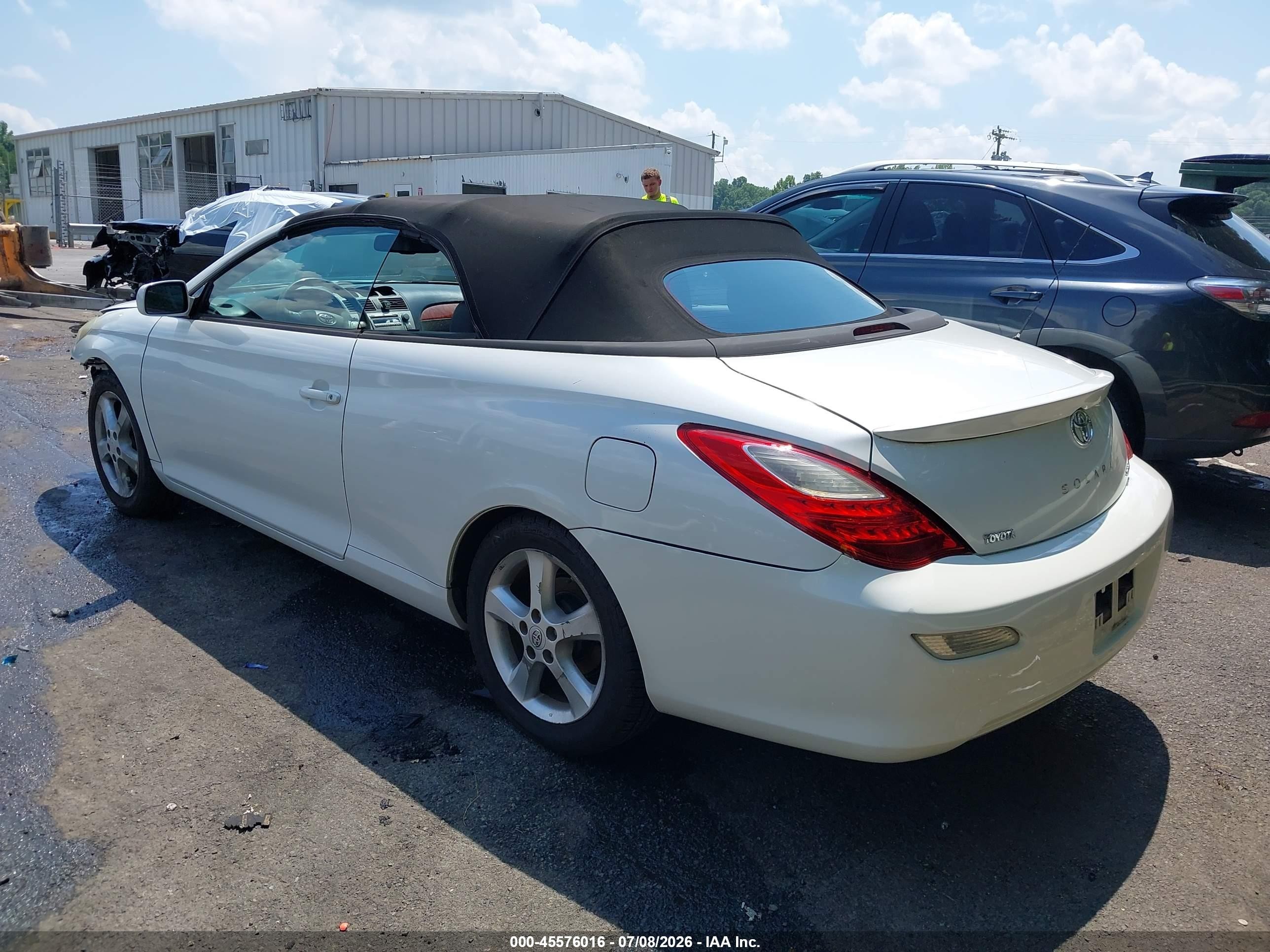 2008 Toyota Camry Solara Sle White vin: 4T1FA38P58U144363