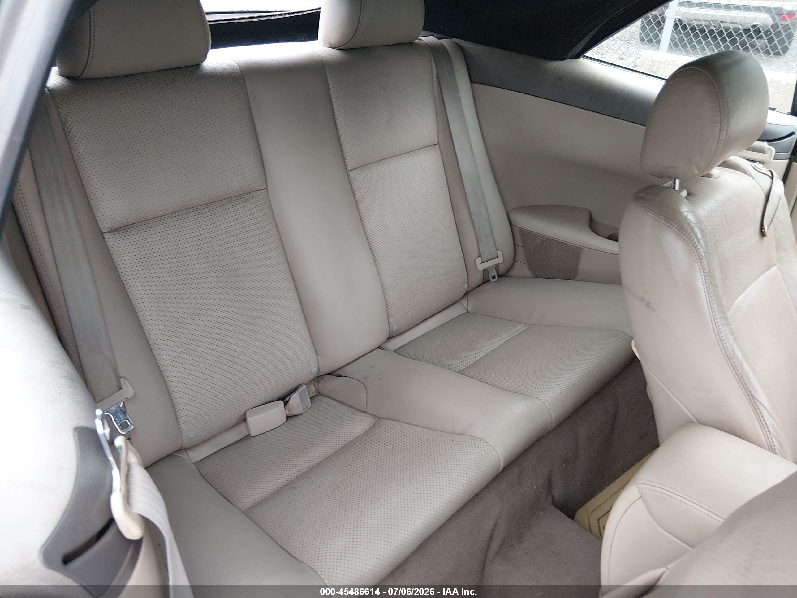 2004 Toyota Camry Solara Sle Red vin: 4T1FA38P74U037809
