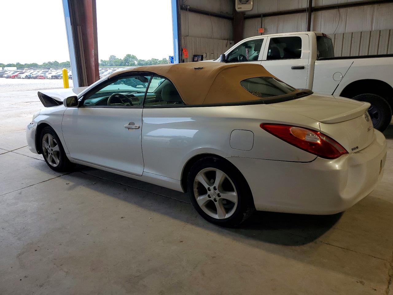 2005 Toyota Camry Solara Sle V6 Белый vin: 4T1FA38P85U040137