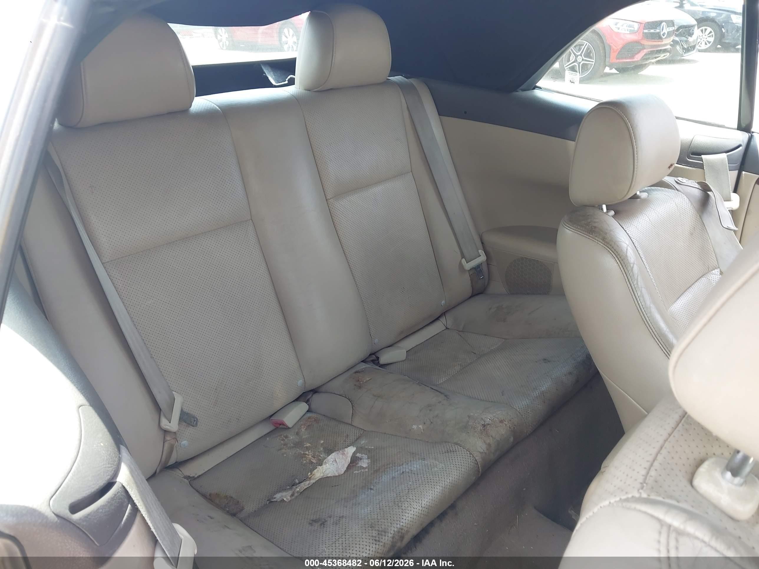 2005 Toyota Camry Solara Sle Белый vin: 4T1FA38P95U045248