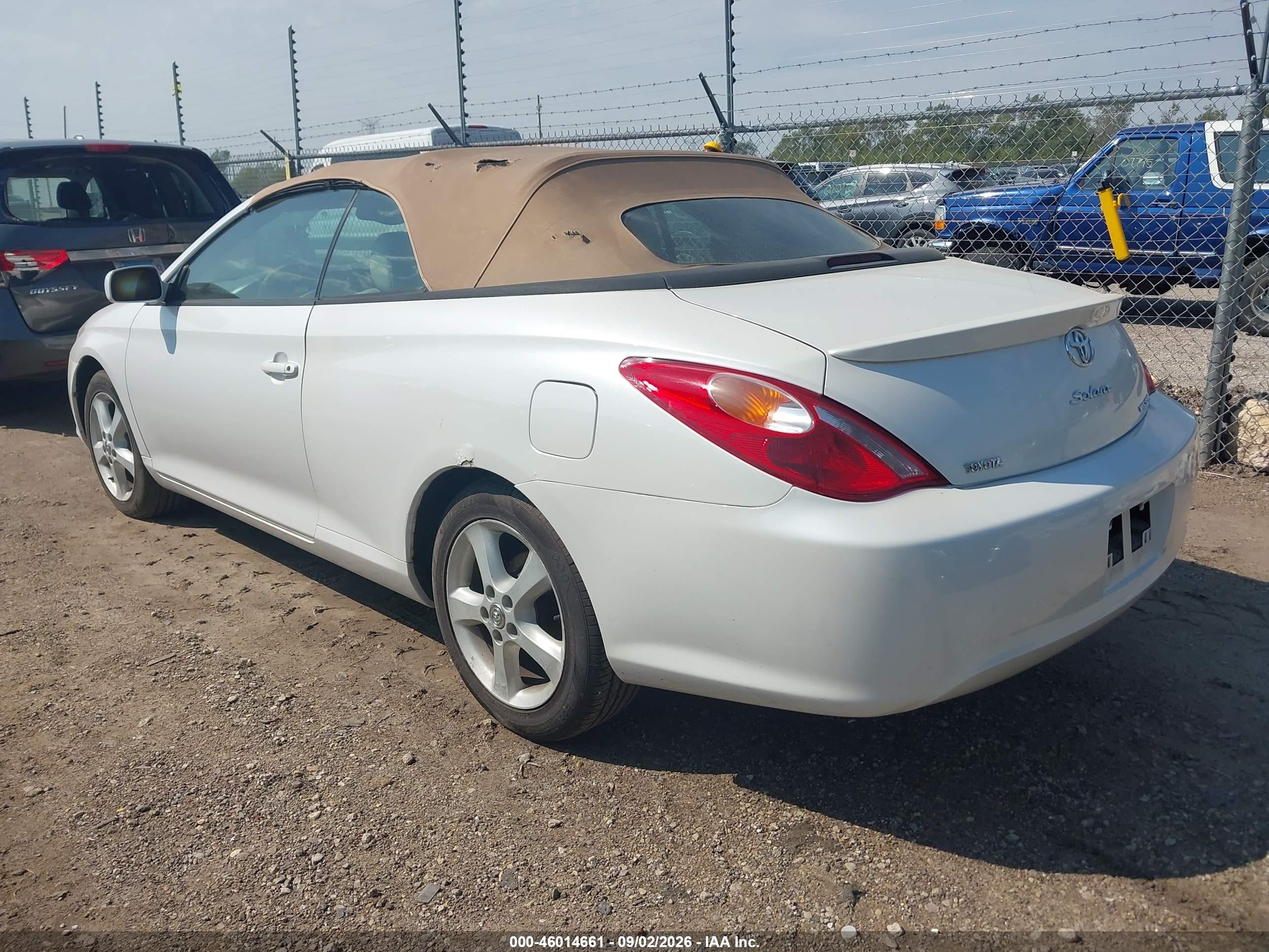 2005 Toyota Camry Solara Sle White vin: 4T1FA38PX5U053116