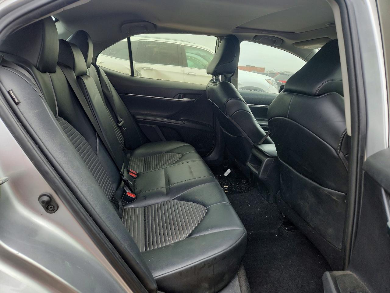 2020 Toyota Camry Se Серебряный vin: 4T1G11AK1LU337125