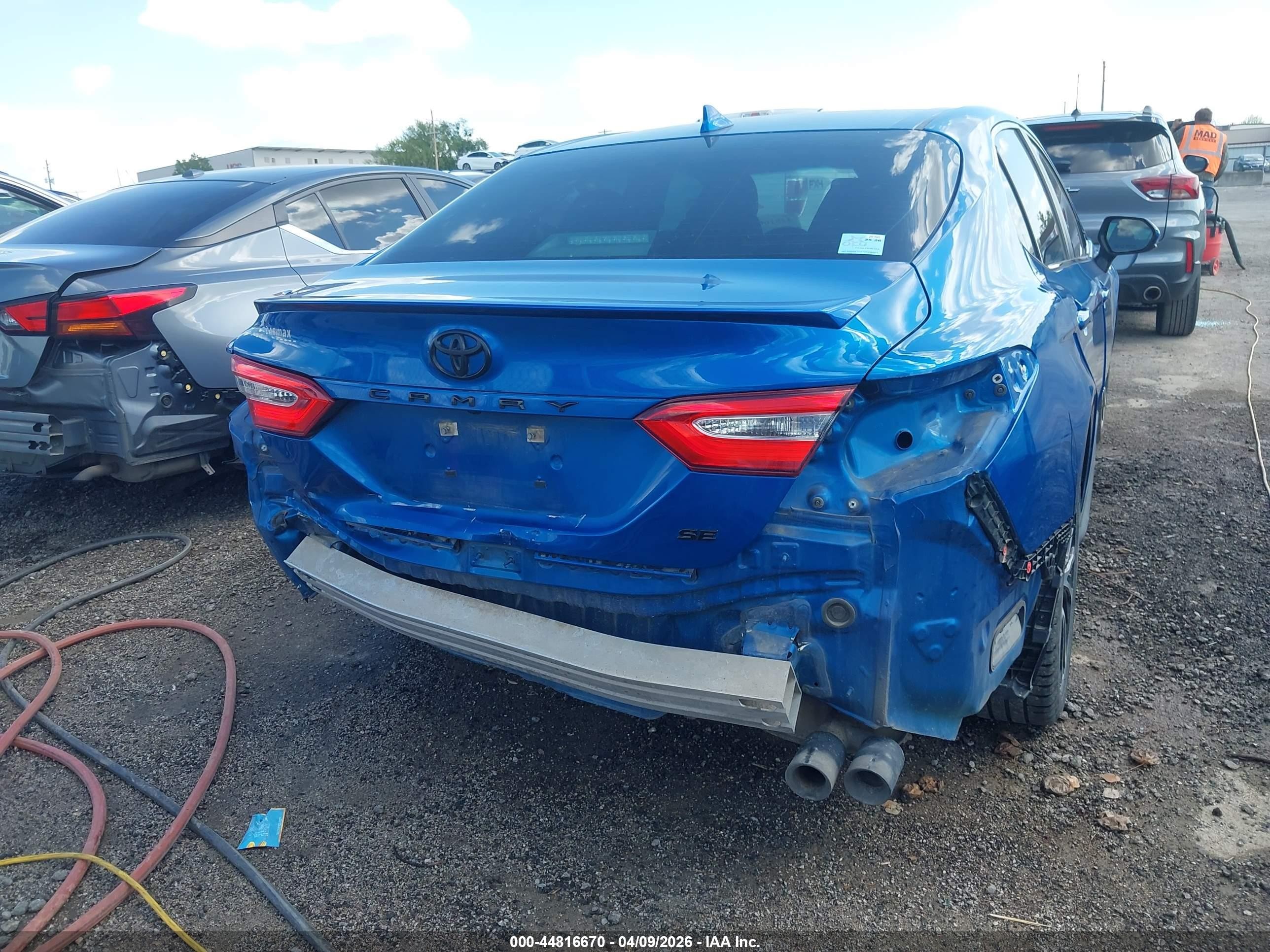 2020 Toyota Camry Se Синий vin: 4T1G11AK1LU374210