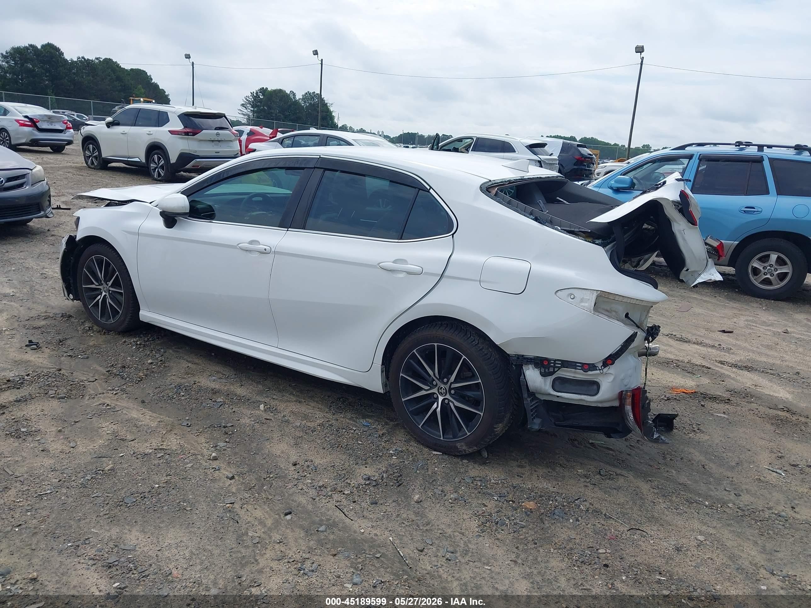 2021 Toyota Camry Se White vin: 4T1G11AK1MU577499