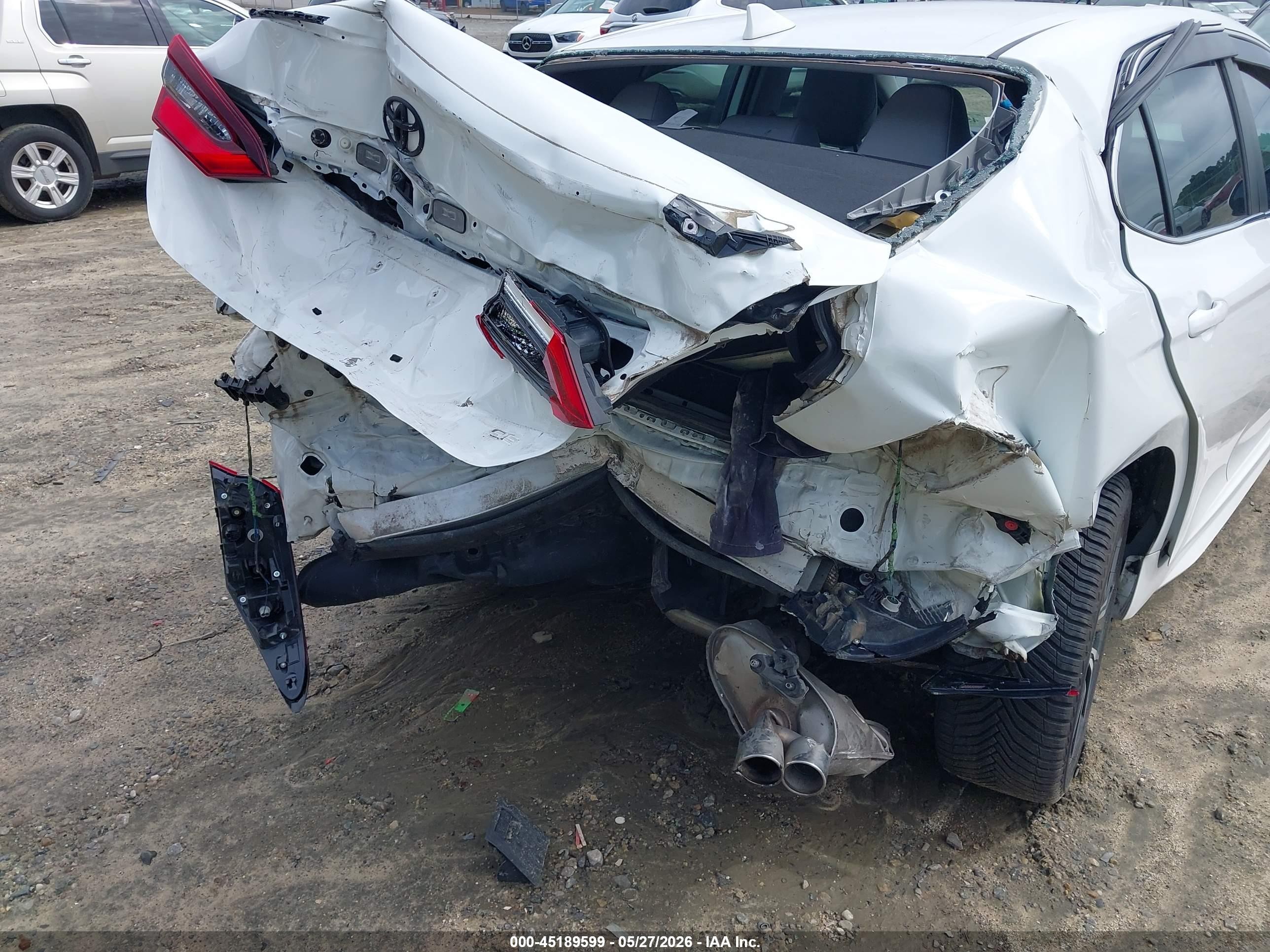 2021 Toyota Camry Se White vin: 4T1G11AK1MU577499