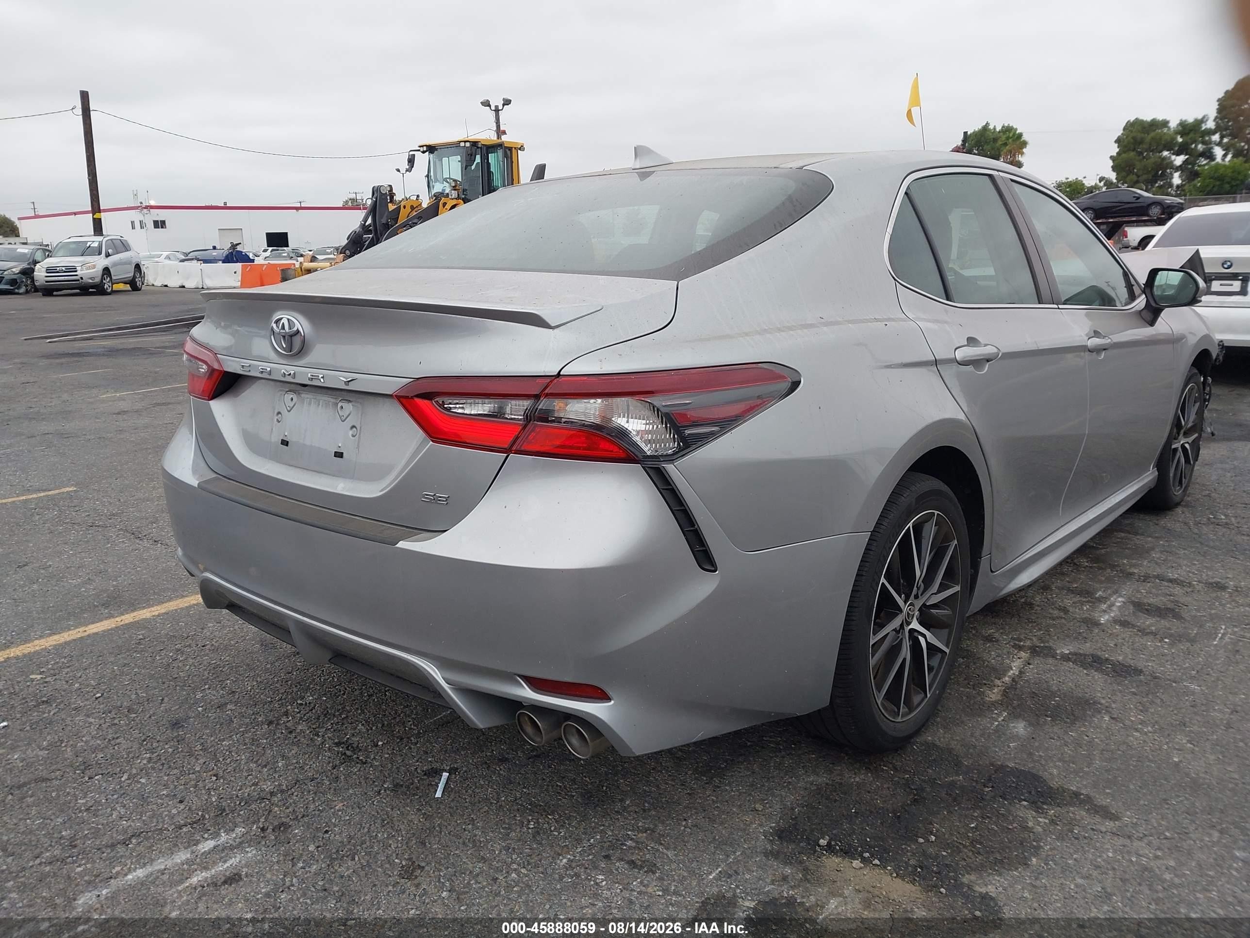 2021 Toyota Camry Se/se Night Shade Silver vin: 4T1G11AK3MU558565