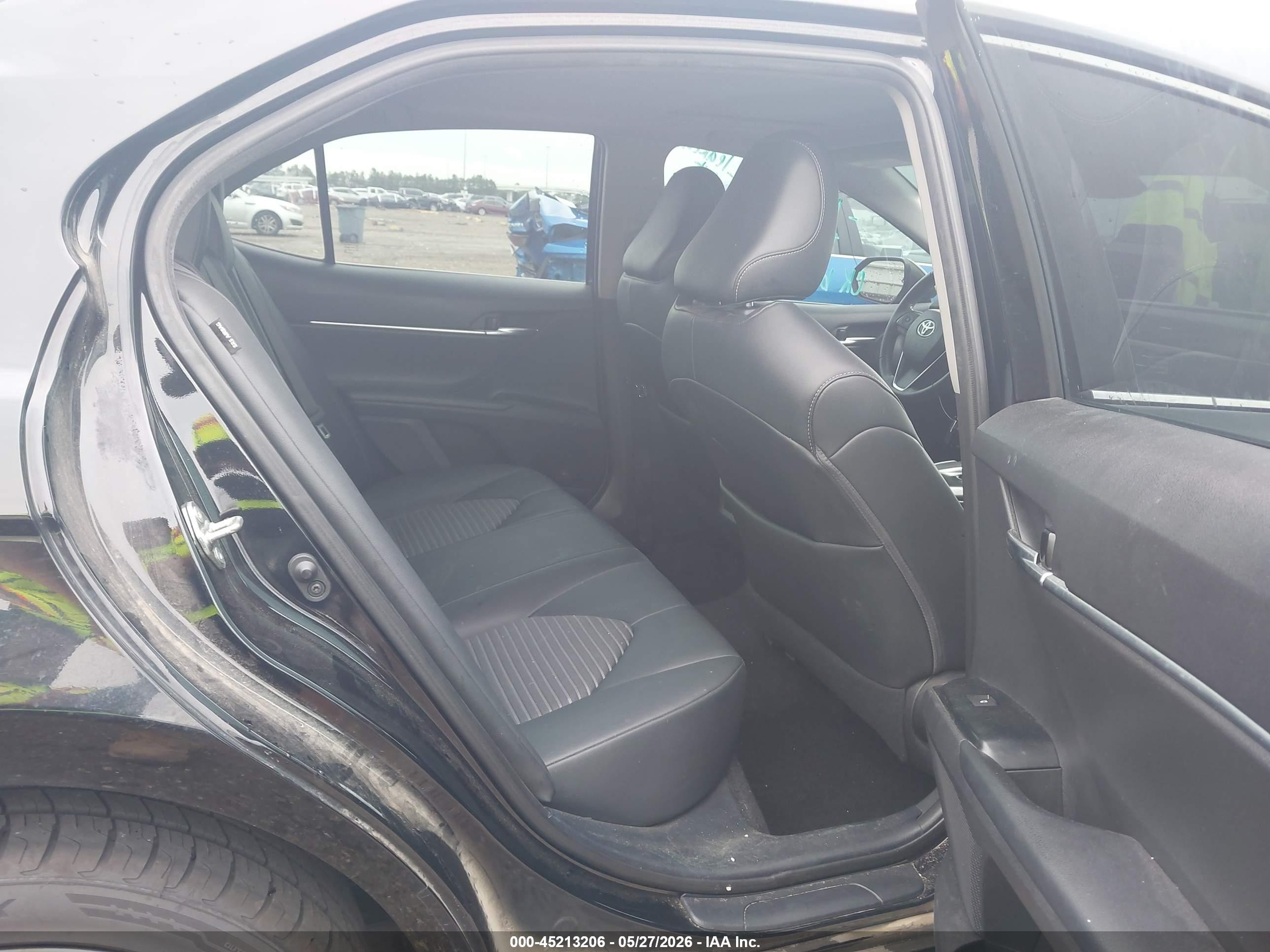 2020 Toyota Camry Se Black vin: 4T1G11AK4LU966202