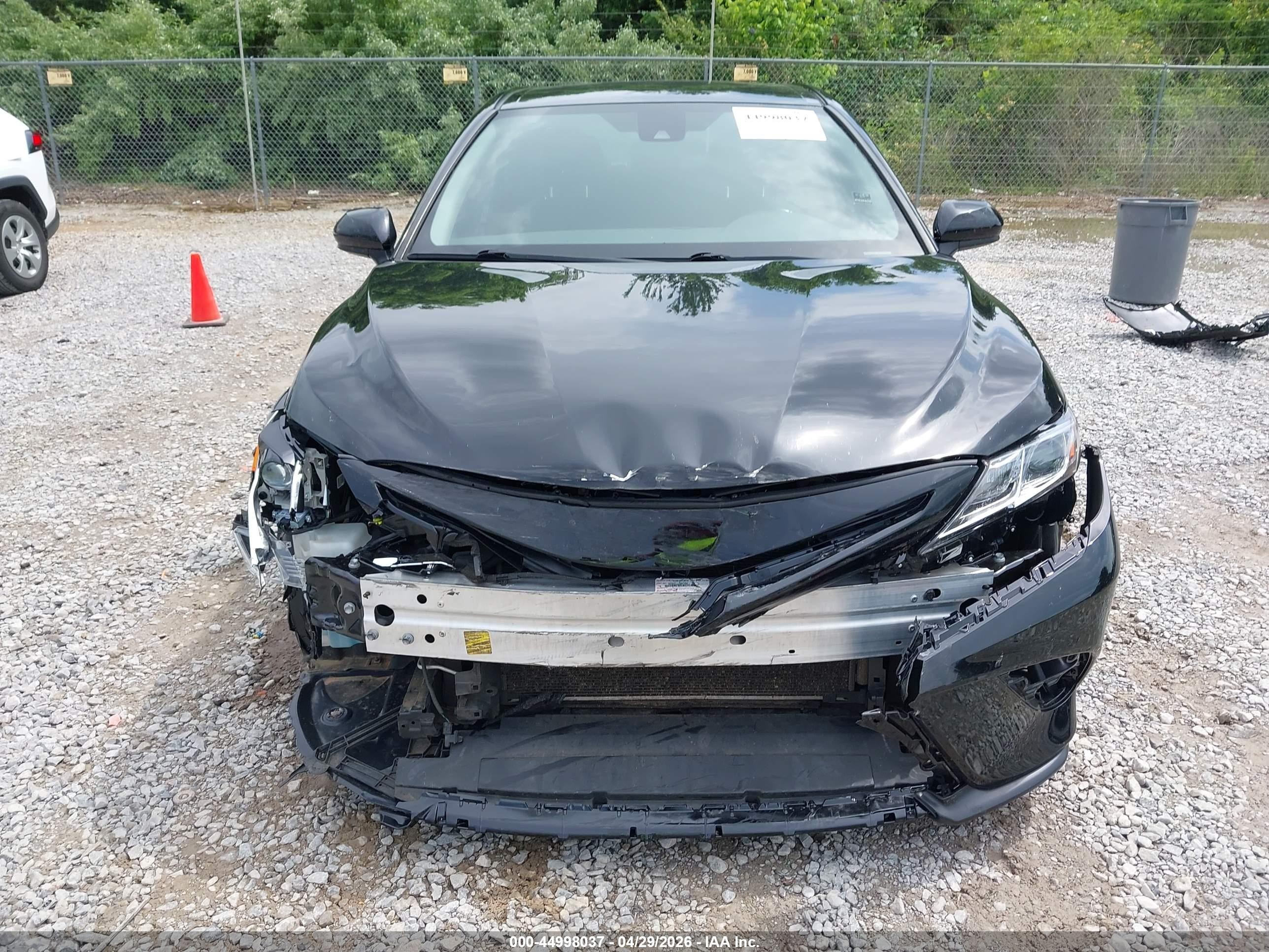 2020 Toyota Camry Se Черный vin: 4T1G11AK5LU873575