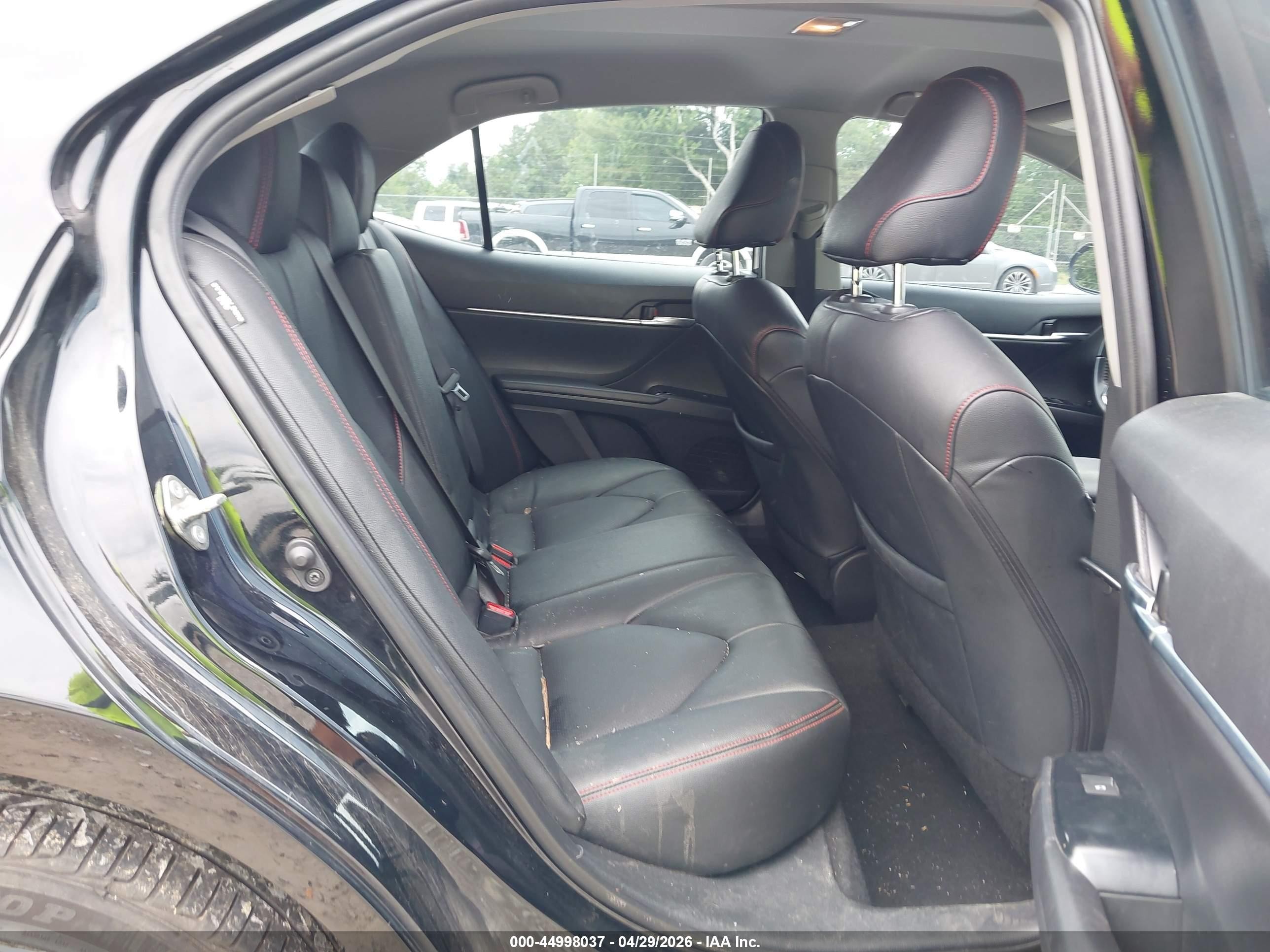 2020 Toyota Camry Se Черный vin: 4T1G11AK5LU873575