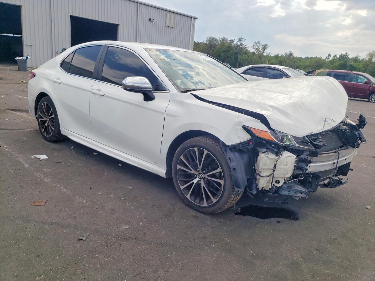 2020 Toyota Camry Se Белый vin: 4T1G11AK6LU898436