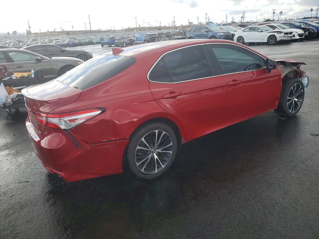 2020 Toyota Camry Se Red vin: 4T1G11AK8LU367271