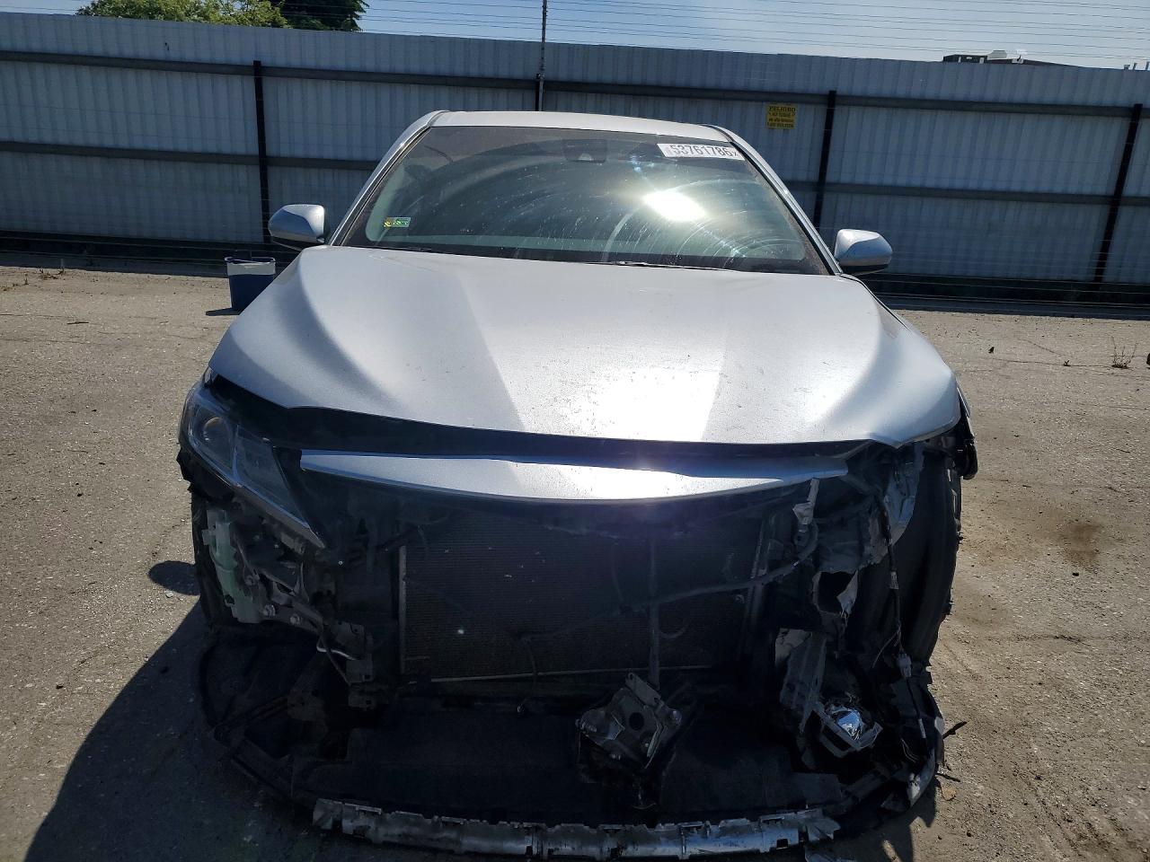 2020 Toyota Camry Se Серебряный vin: 4T1G11AK8LU867737