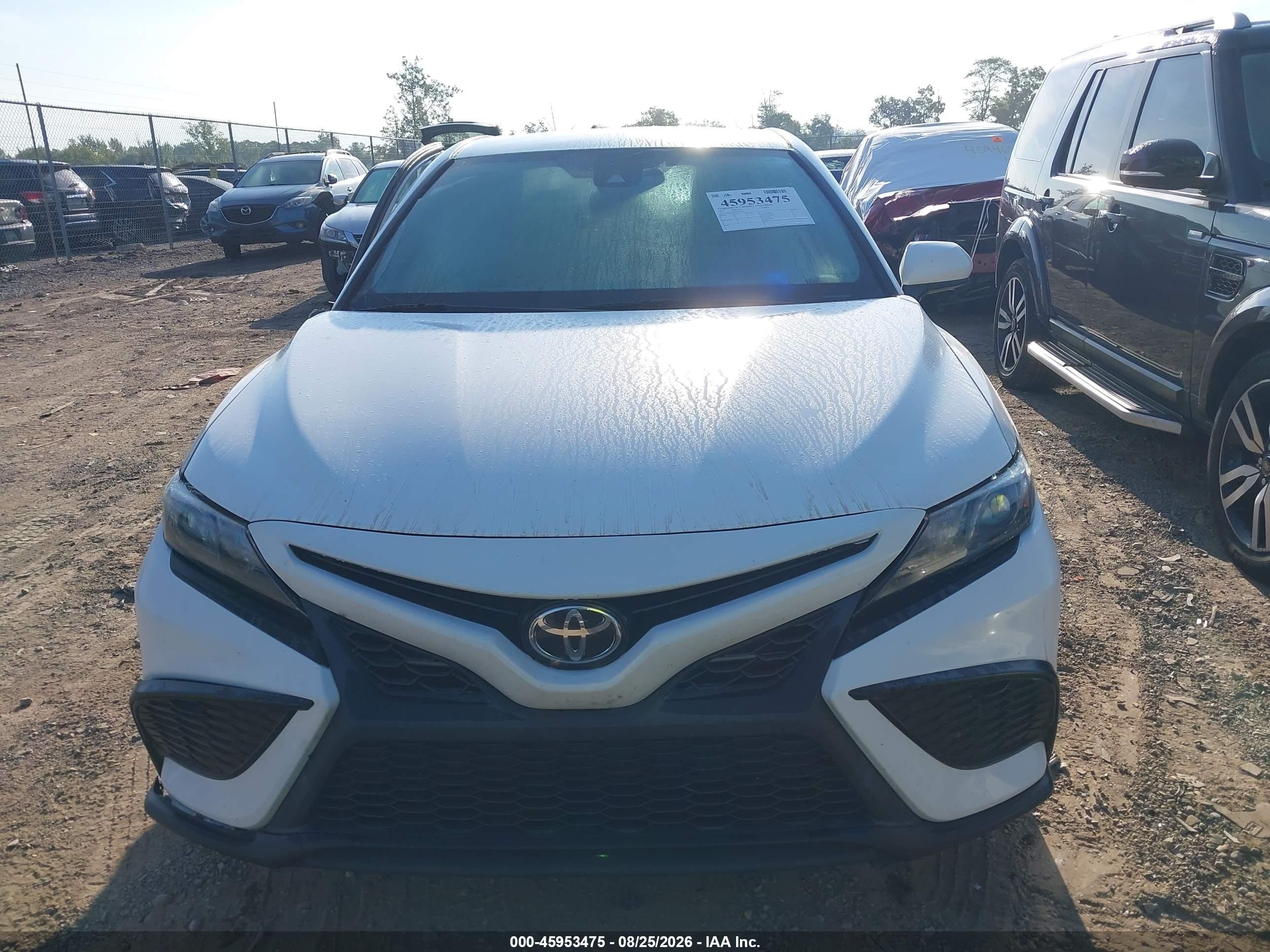 2021 Toyota Camry Se White vin: 4T1G11AK8MU445842
