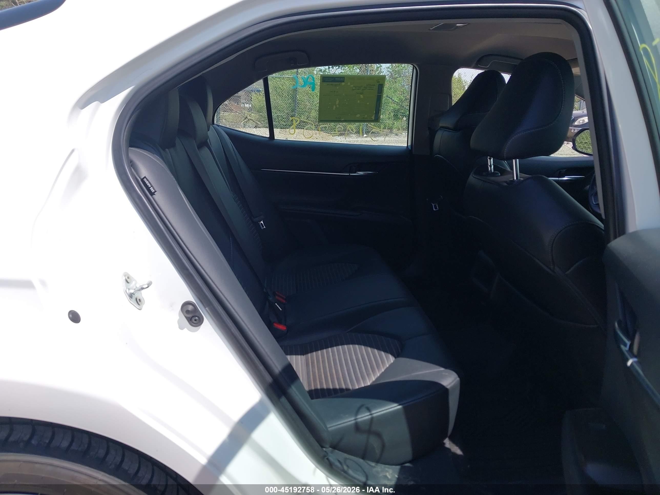 2021 Toyota Camry Se White vin: 4T1G11AK8MU549554
