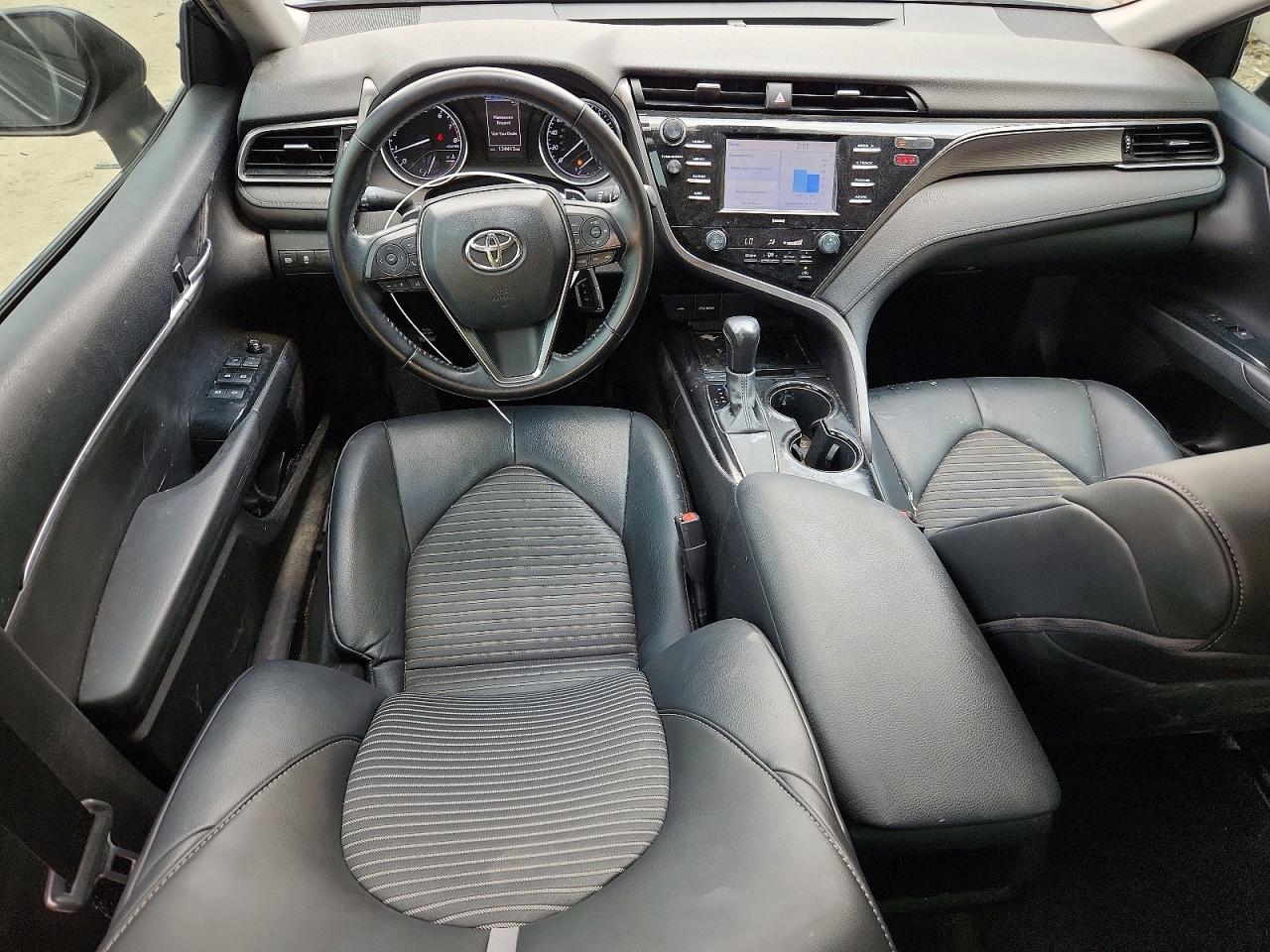 2020 Toyota Camry Se Nightshade Black vin: 4T1G11AK9LU387612