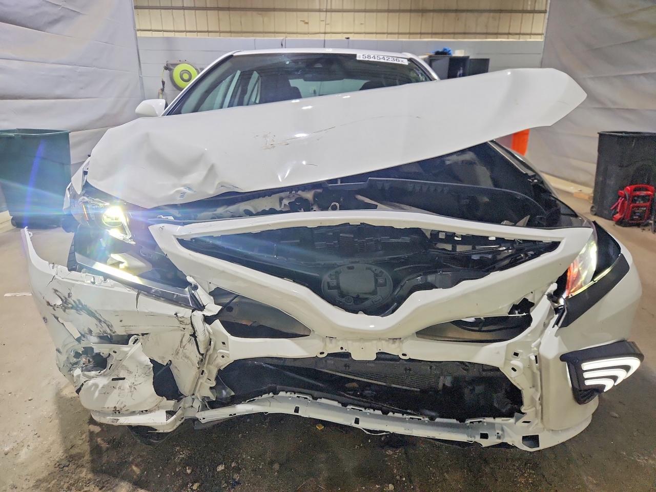 2021 Toyota Camry Se White vin: 4T1G11AK9MU555539