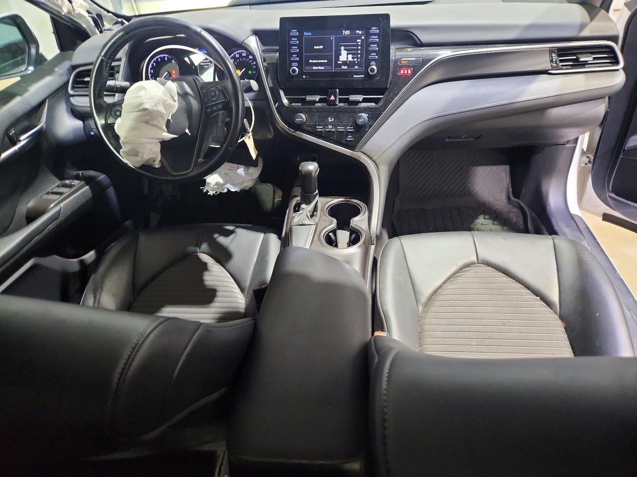 2021 Toyota Camry Se White vin: 4T1G11AK9MU555539
