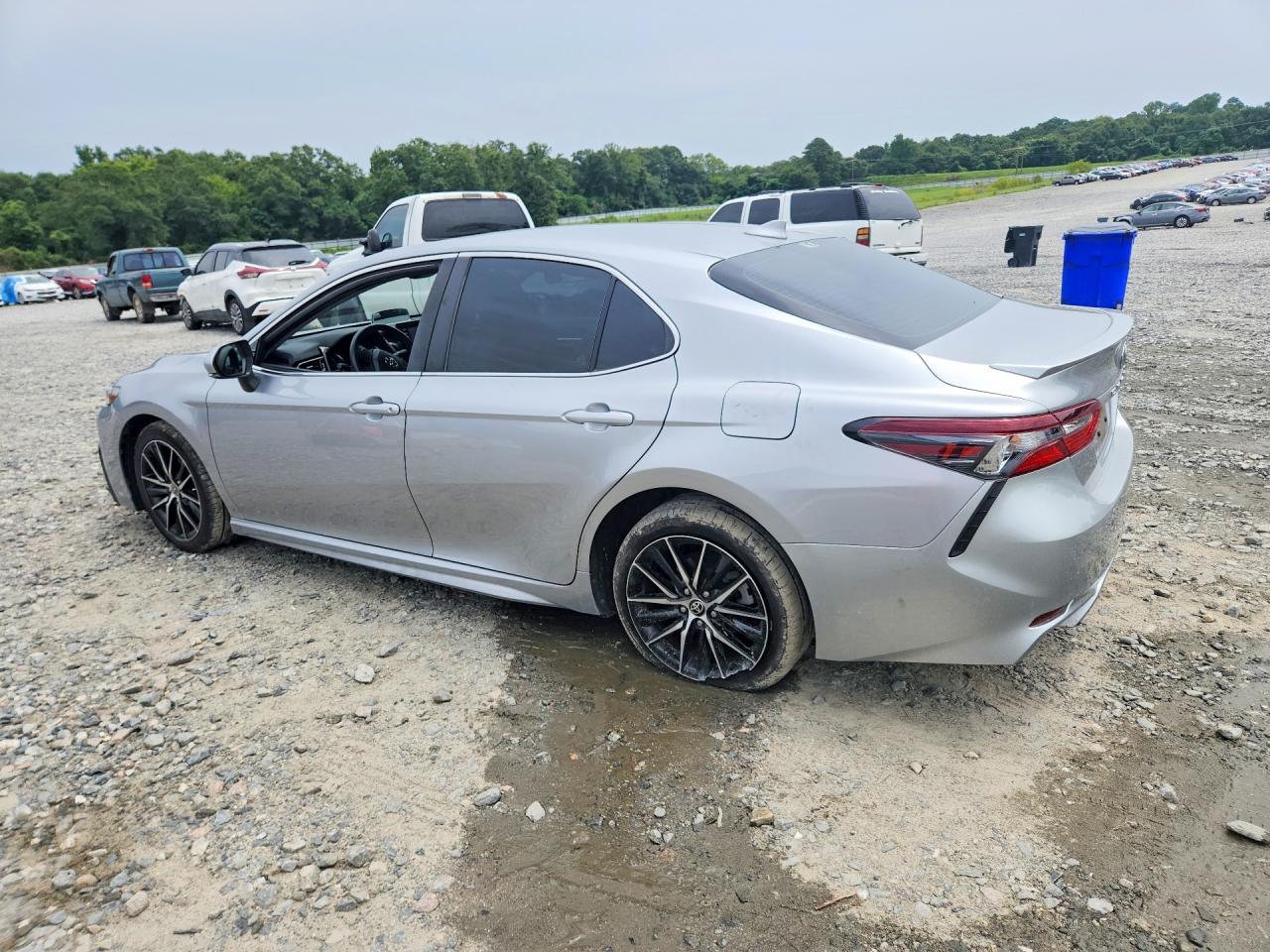 2022 Toyota Camry Se Silver vin: 4T1G11AK9NU690294