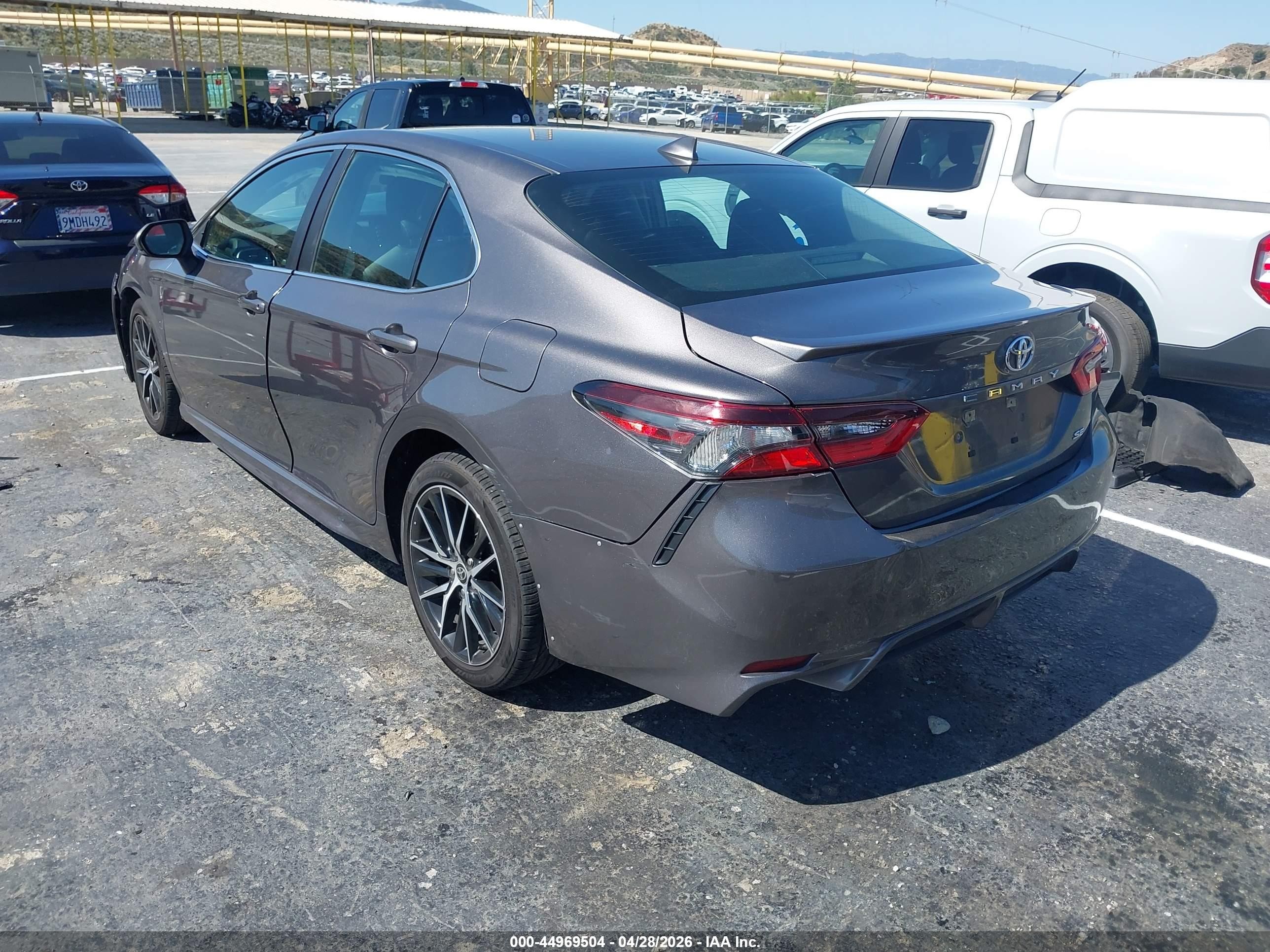 2023 Toyota Camry Se Серый vin: 4T1G11AKXPU742115