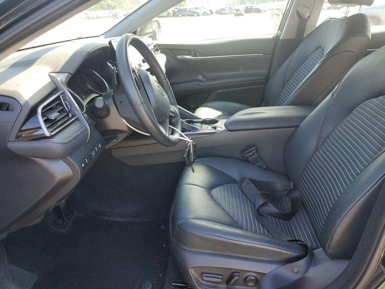 2021 Toyota Camry Se Black vin: 4T1G11BK1MU029811