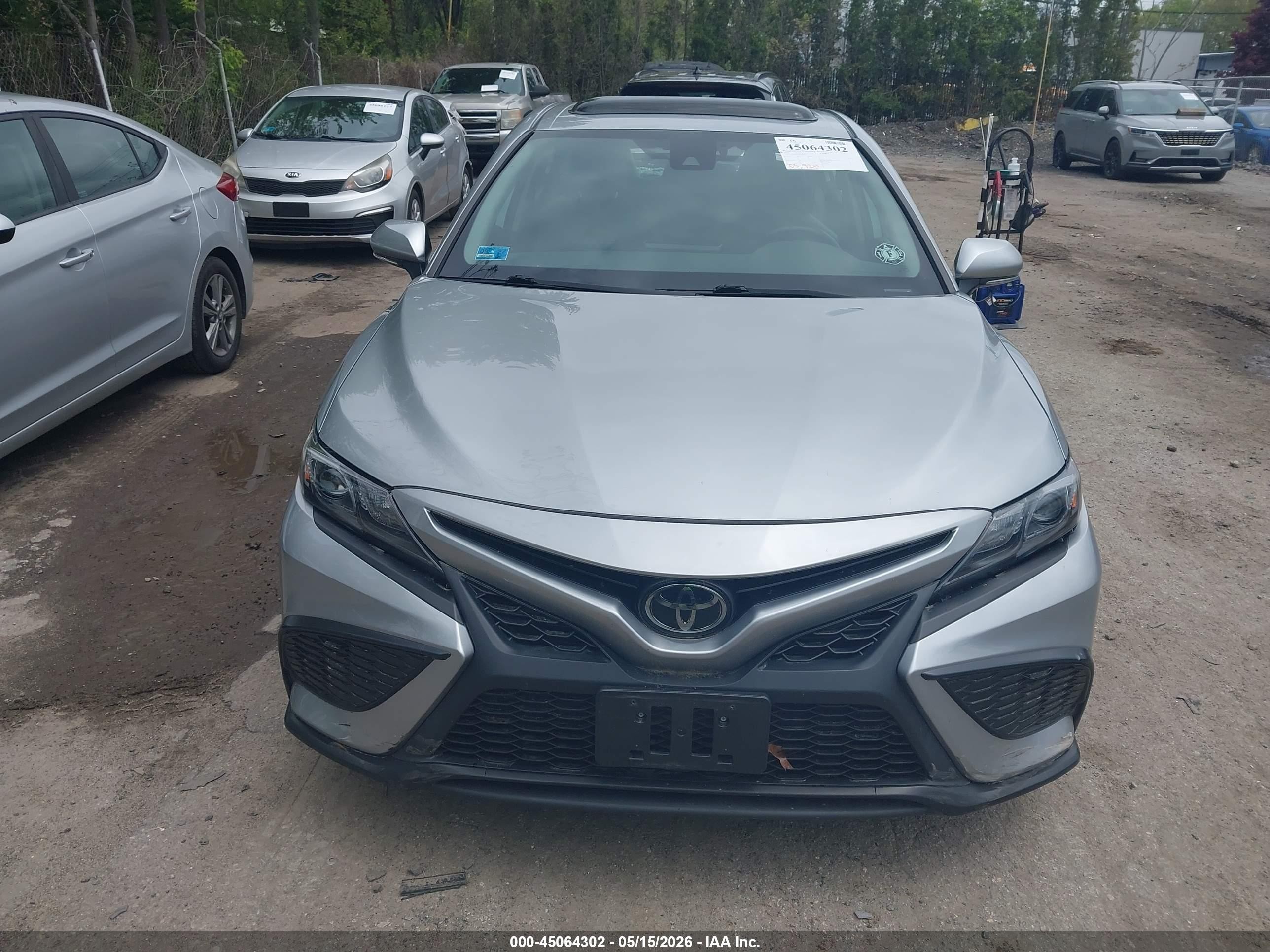 2023 Toyota Camry Se Awd Silver vin: 4T1G11BK2PU086829