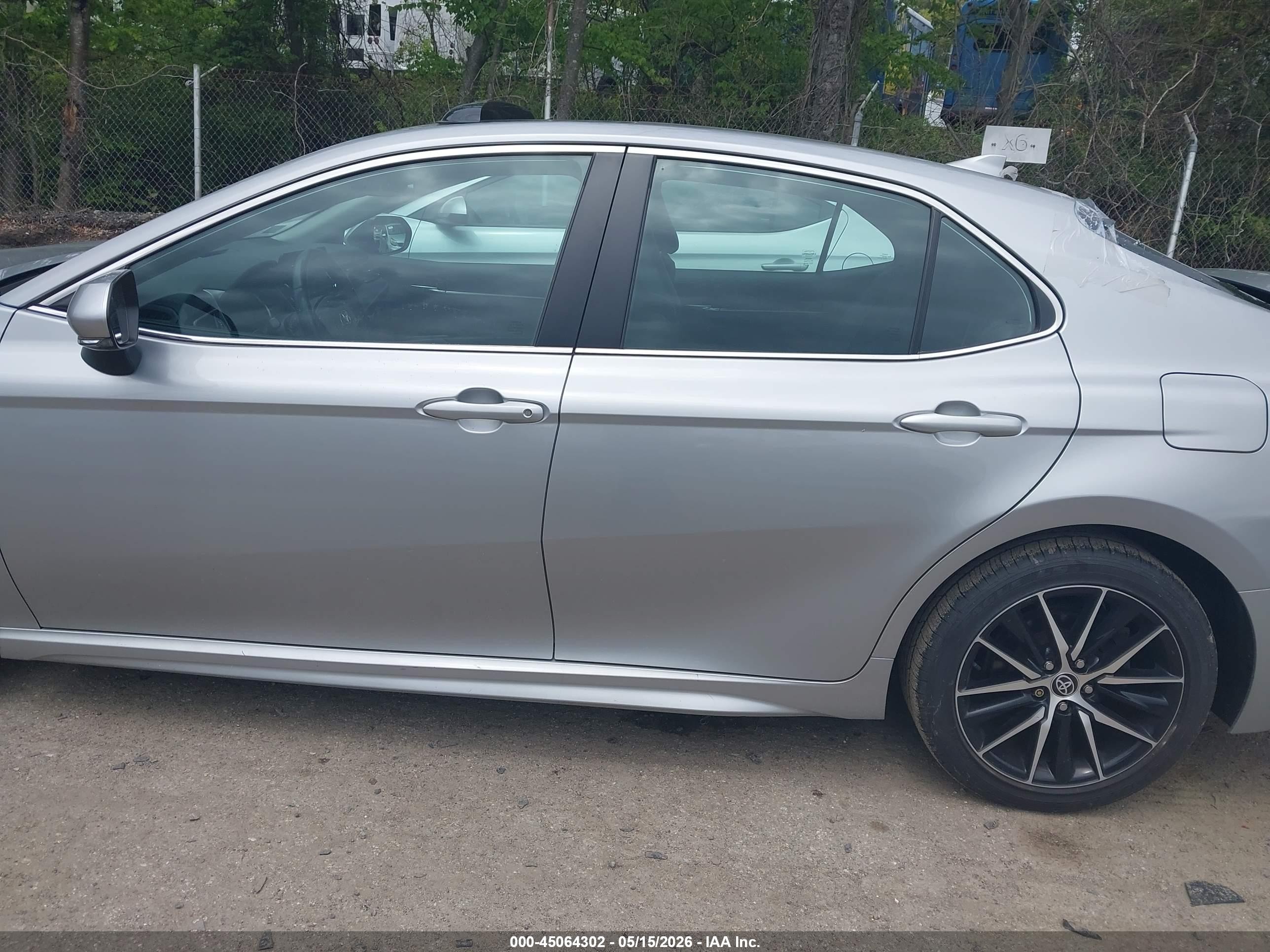 2023 Toyota Camry Se Awd Silver vin: 4T1G11BK2PU086829