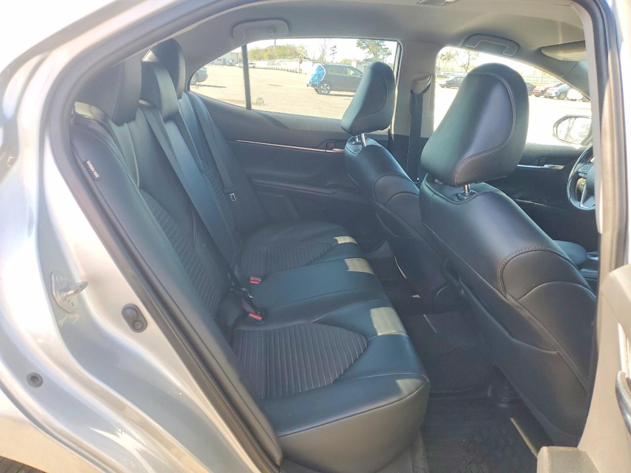 2020 Toyt Camry Hybr Silver vin: 4T1G11BK4LU012693