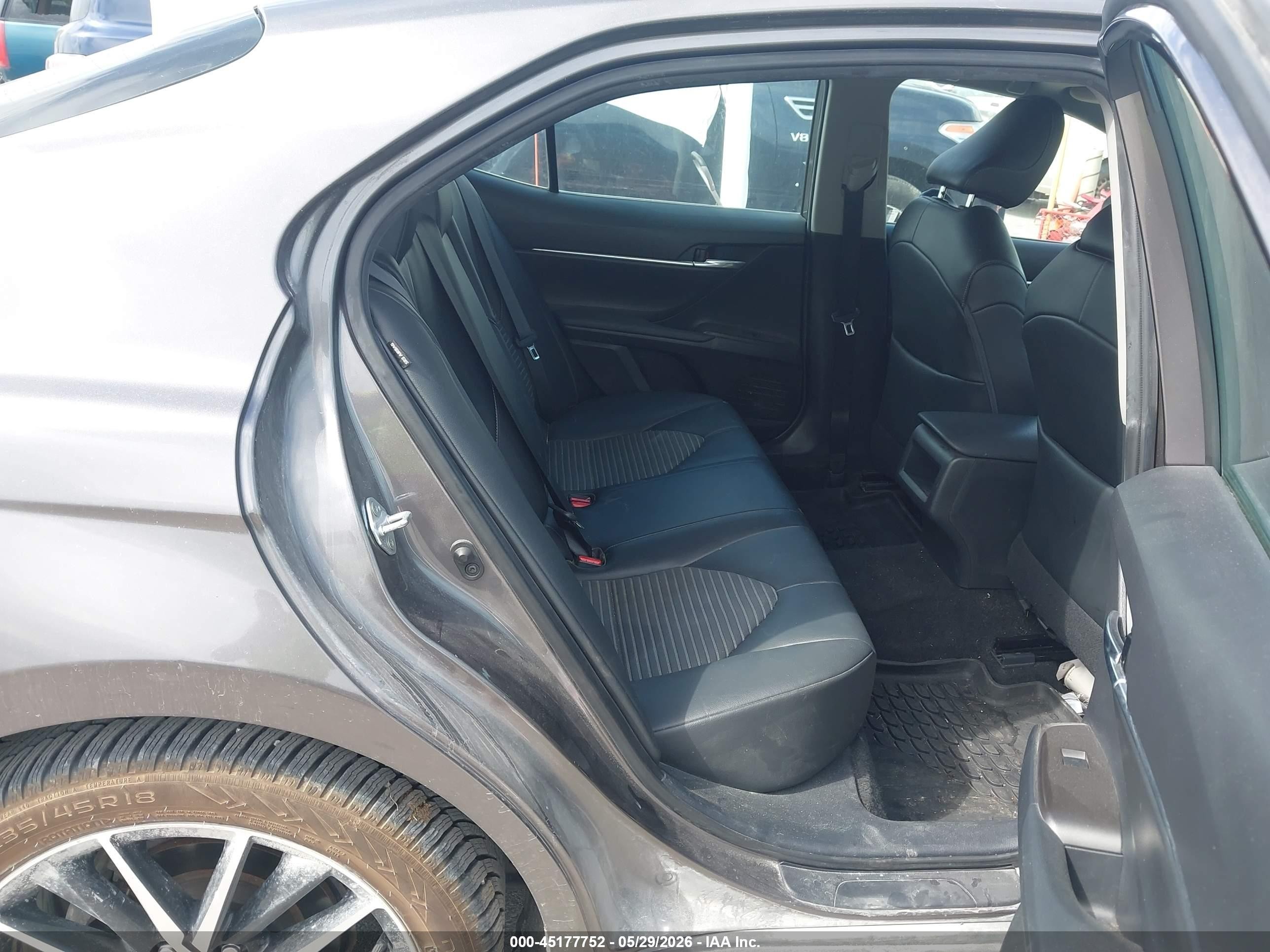 2021 Toyota Camry Se Awd Золотой vin: 4T1G11BK5MU035952