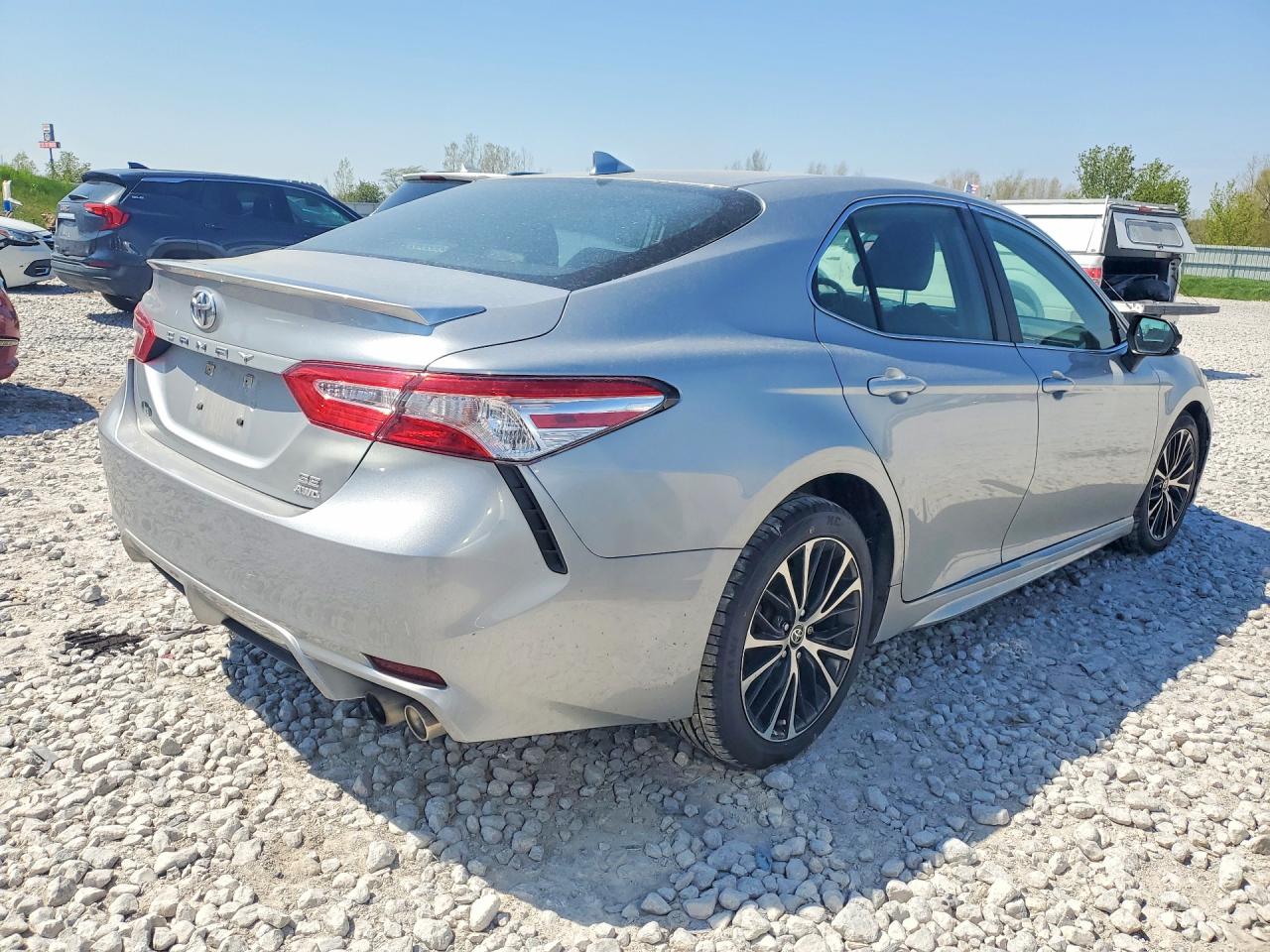 2020 Toyota Camry Se Silver vin: 4T1G11BK6LU004918