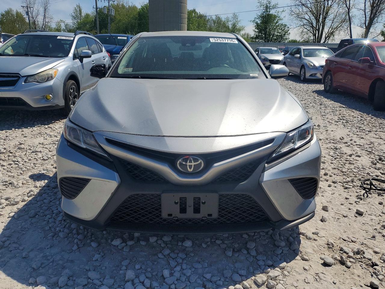 2020 Toyota Camry Se Silver vin: 4T1G11BK6LU004918