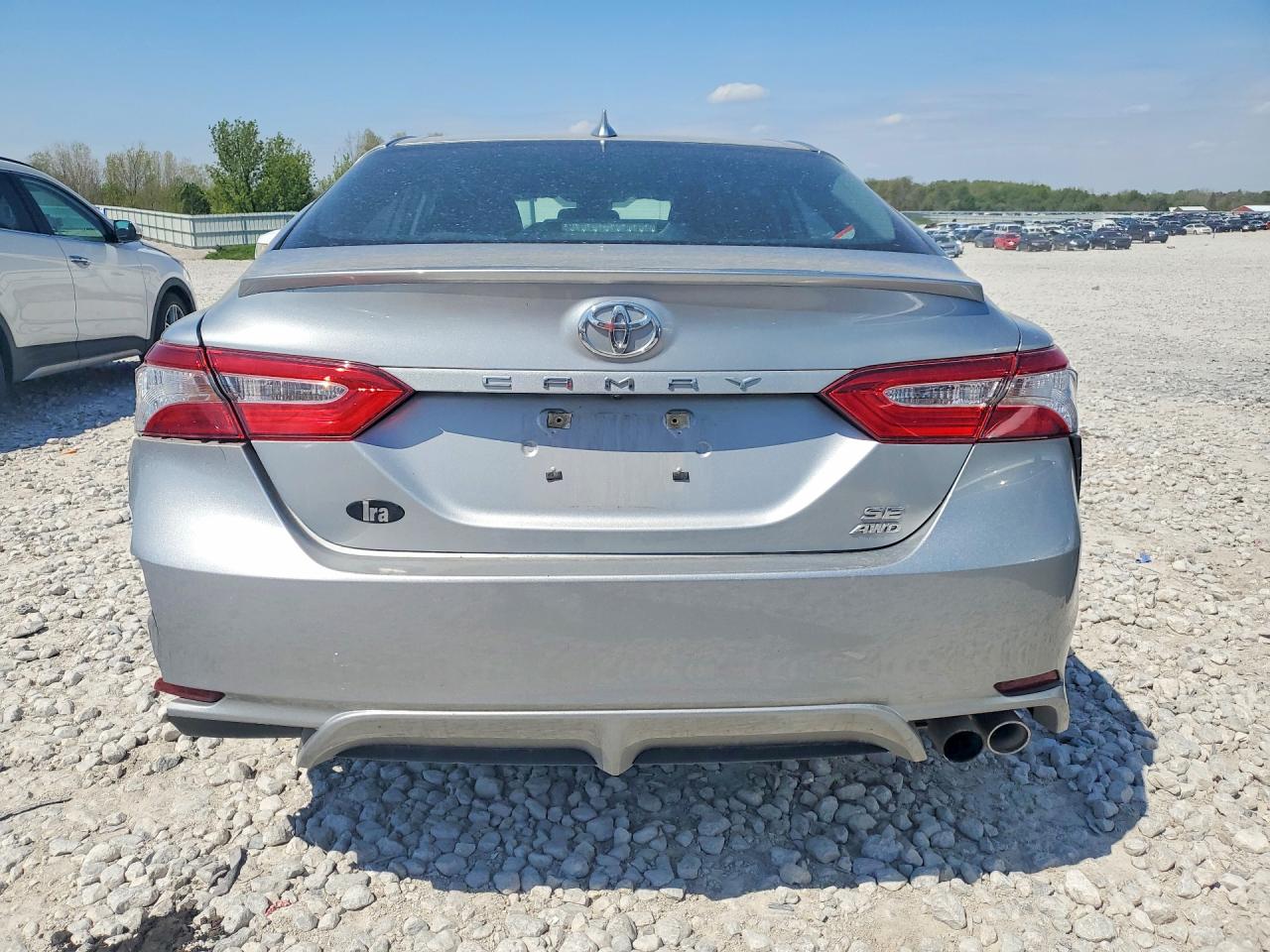 2020 Toyota Camry Se Silver vin: 4T1G11BK6LU004918