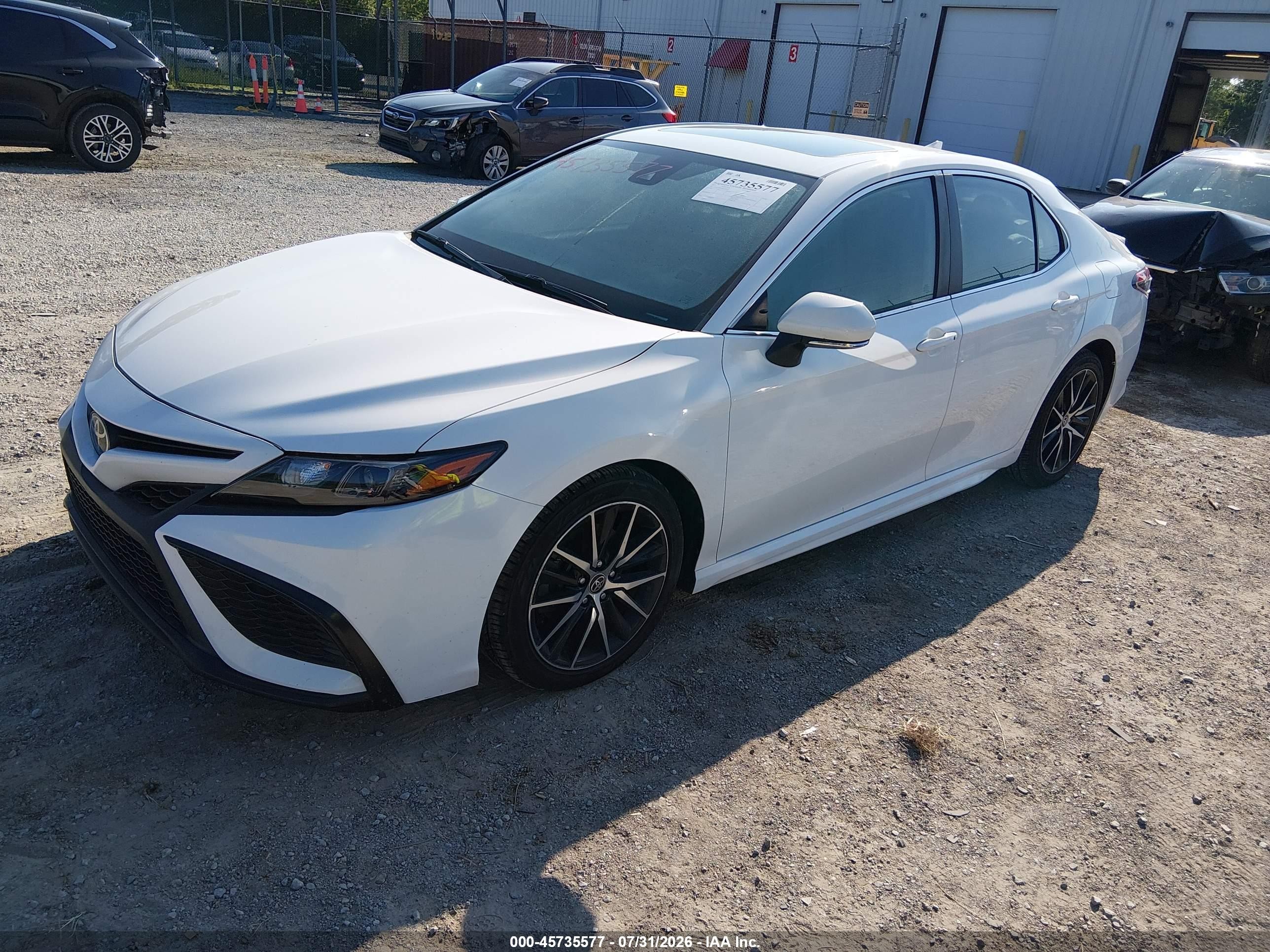 2021 Toyota Camry Se Awd Белый vin: 4T1G11BK8MU040076