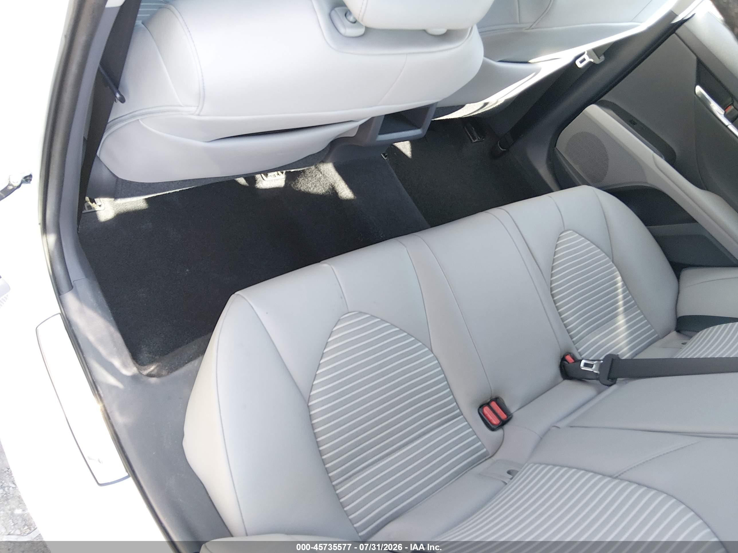 2021 Toyota Camry Se Awd Белый vin: 4T1G11BK8MU040076