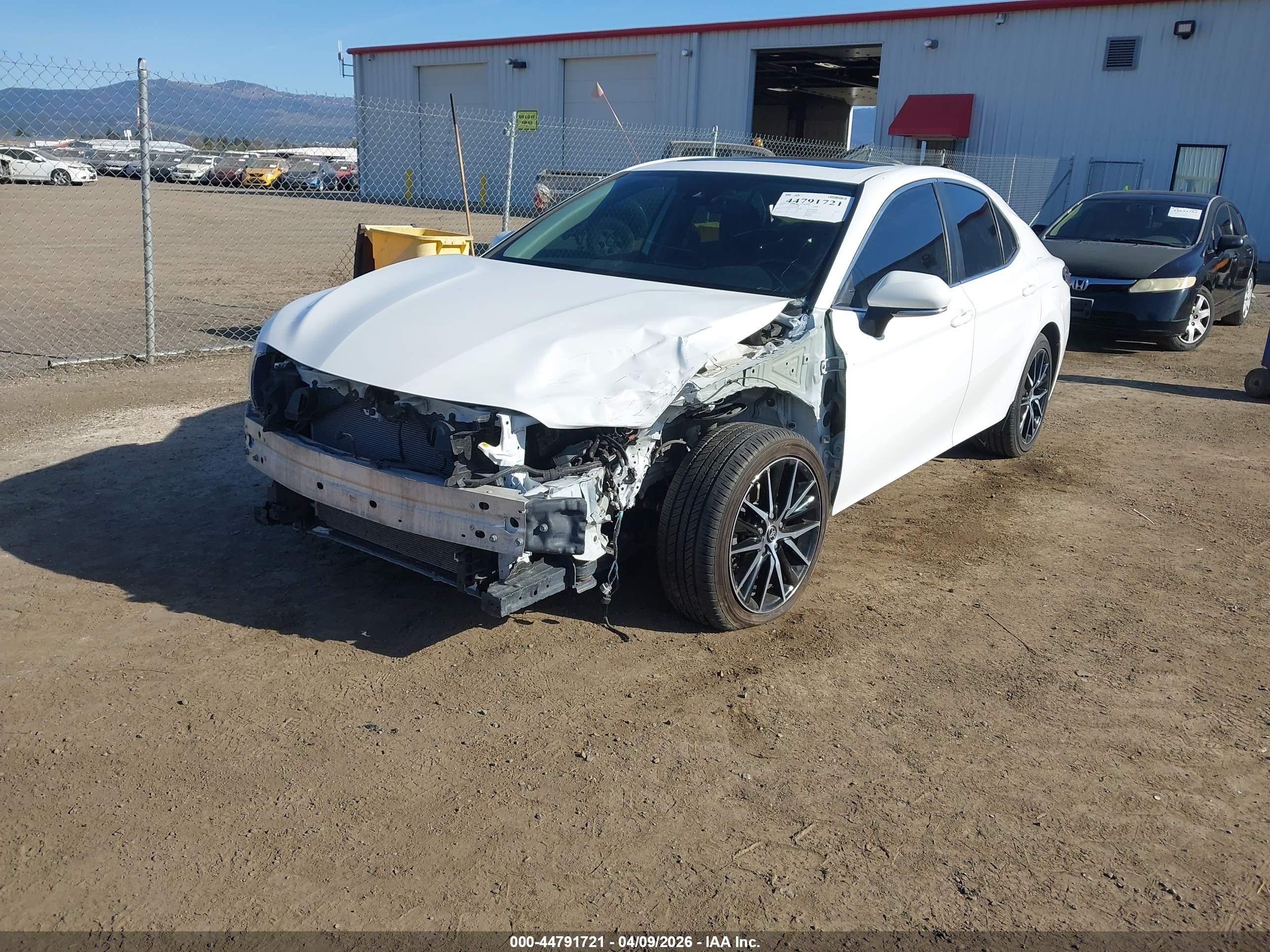 2021 Toyota Camry Se Awd White vin: 4T1G11BKXMU036952