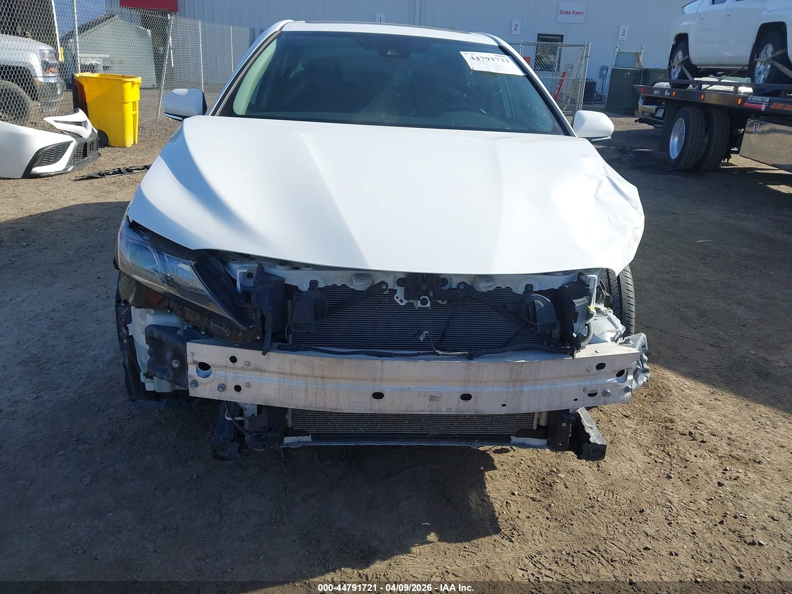 2021 Toyota Camry Se Awd White vin: 4T1G11BKXMU036952