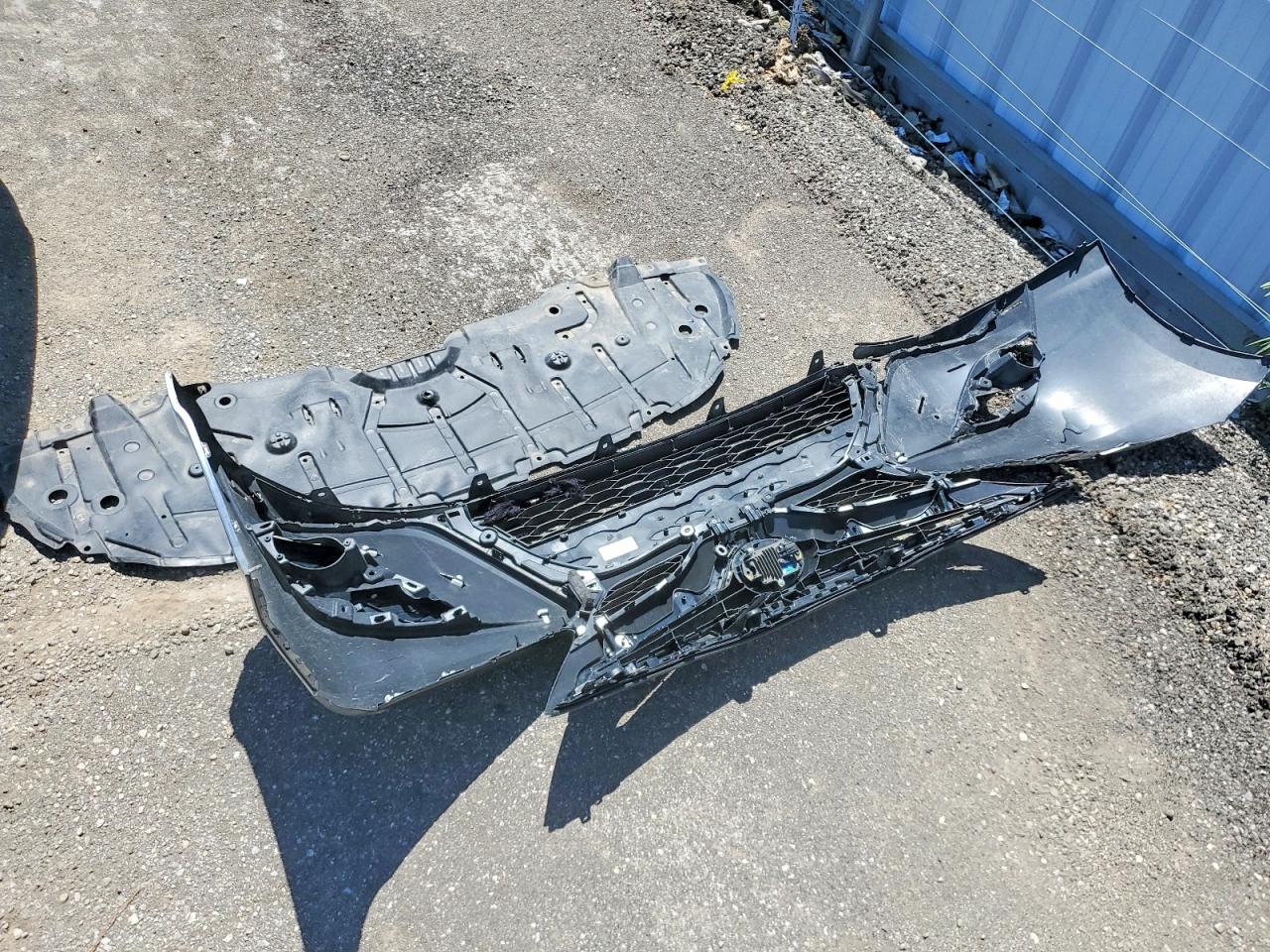 2023 Toyota Camry Se Silver vin: 4T1G11BKXPU094435