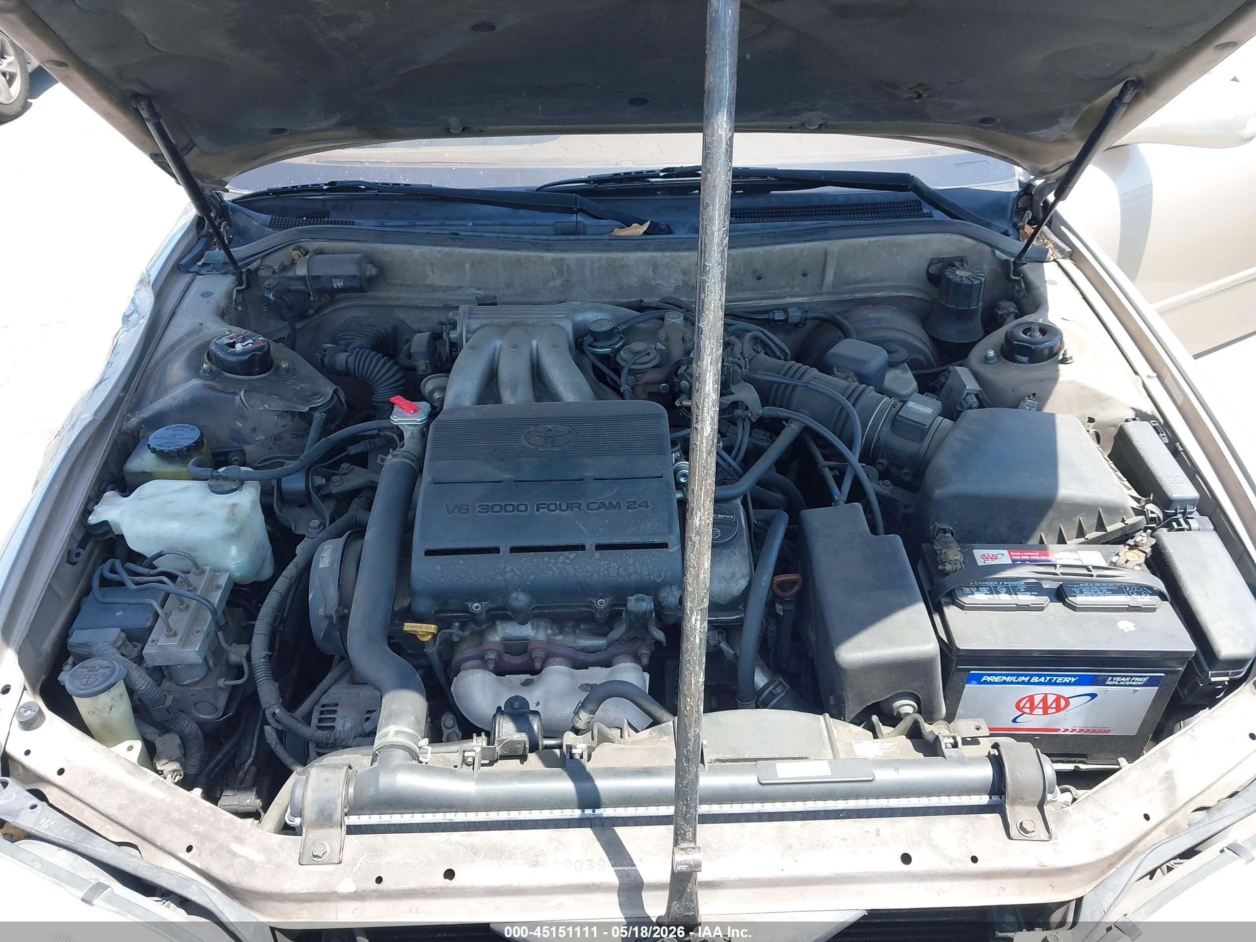 1994 Toyota Camry Le Gold vin: 4T1GK12E5RU020947
