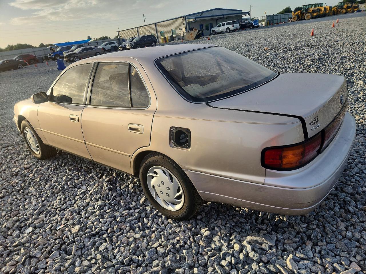 1994 Toyota Camry Le Желто-коричневый vin: 4T1GK12E8RU048824
