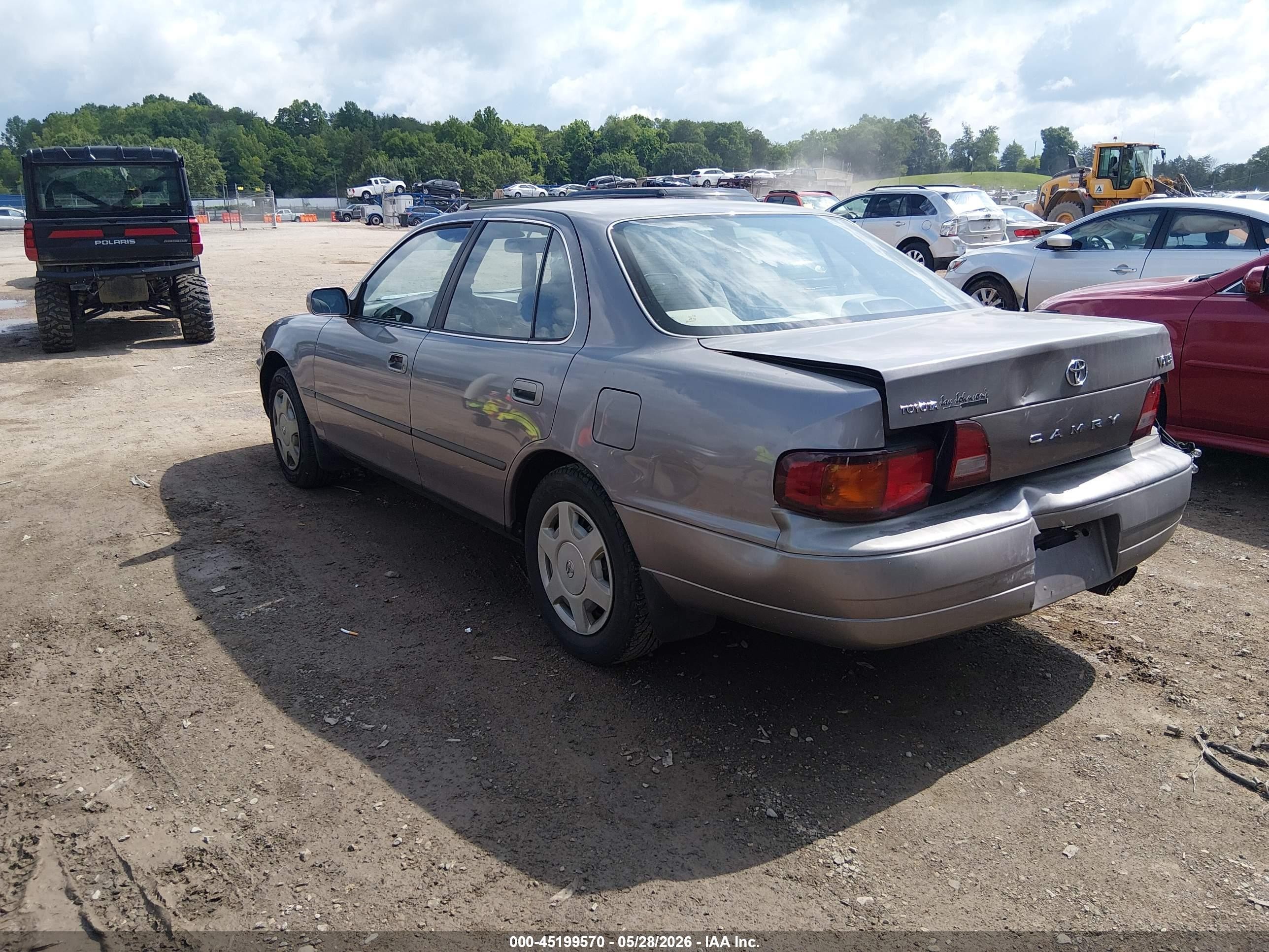 1995 Toyota Camry Le Silver vin: 4T1GK12EXSU079210