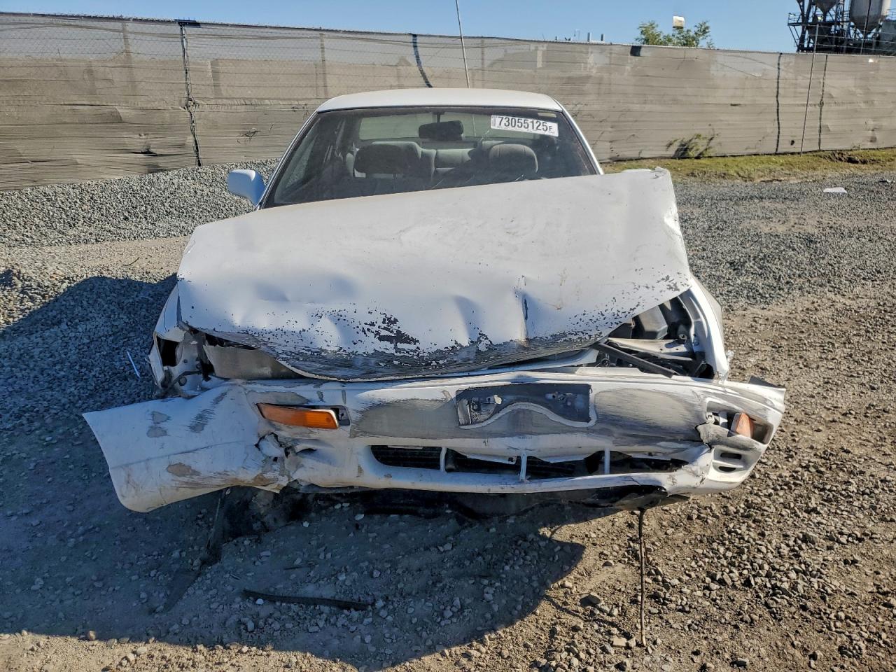 1995 Toyota Camry Le White vin: 4T1GK12EXSU097805