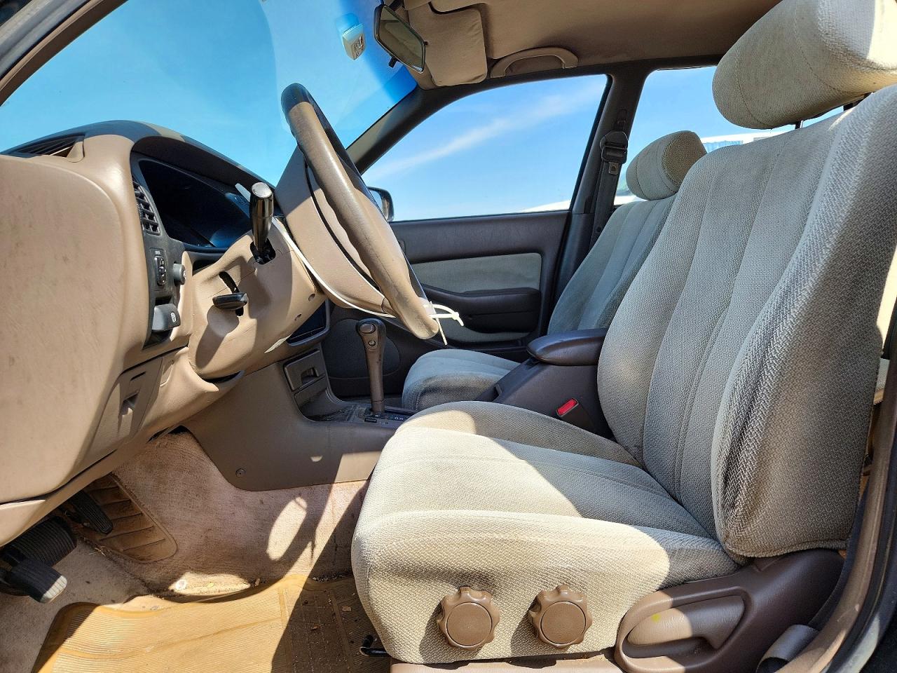 1994 Toyota Camry Le Green vin: 4T1GK12W7RU057149