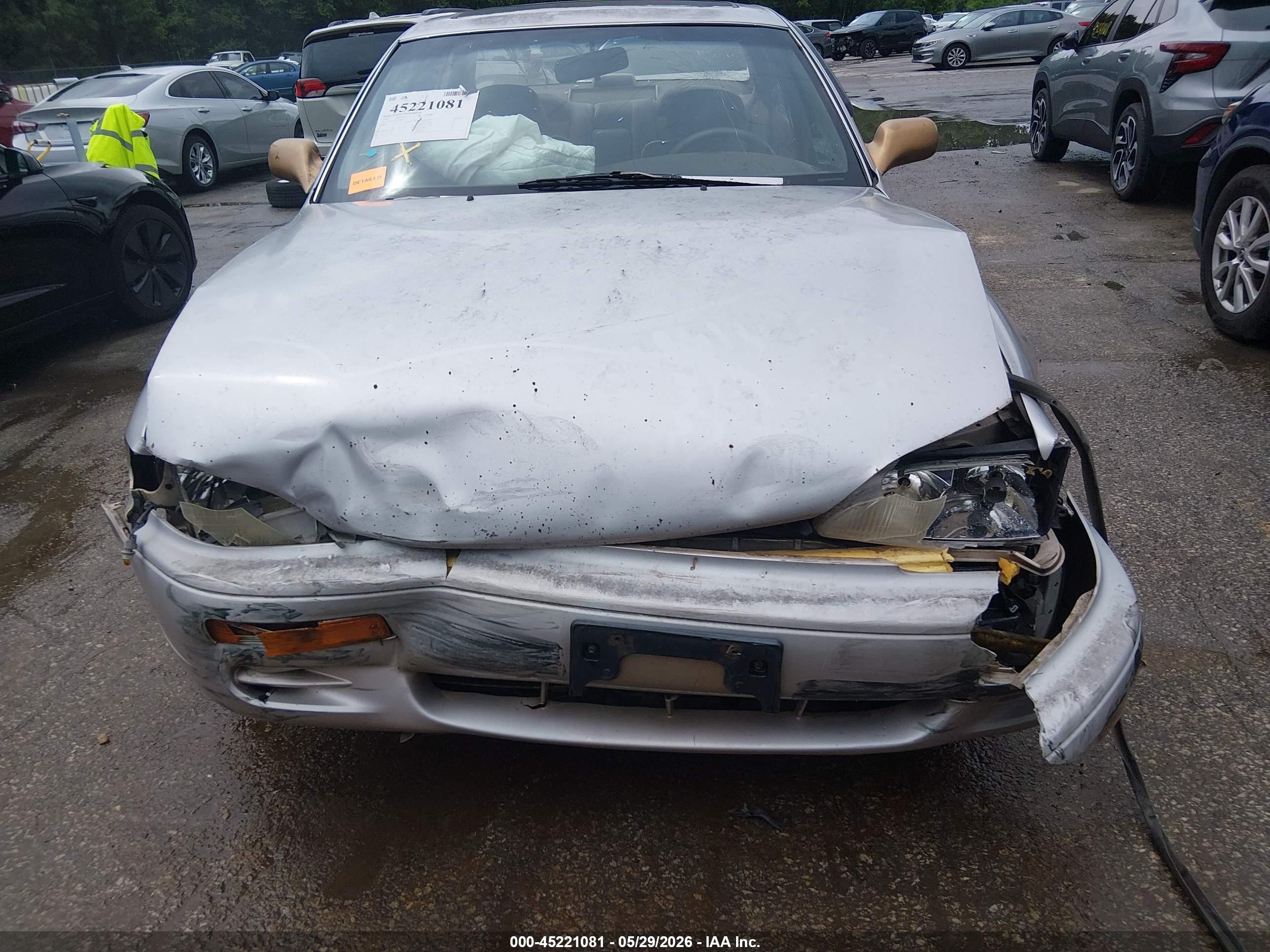 1995 Toyota Camry Xle Silver vin: 4T1GK13E2SU084772