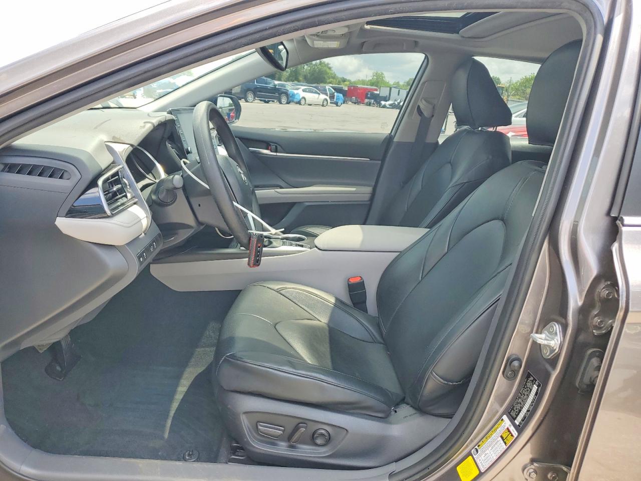 2024 Toyota Camry Le Серый vin: 4T1H31AK8RU077281