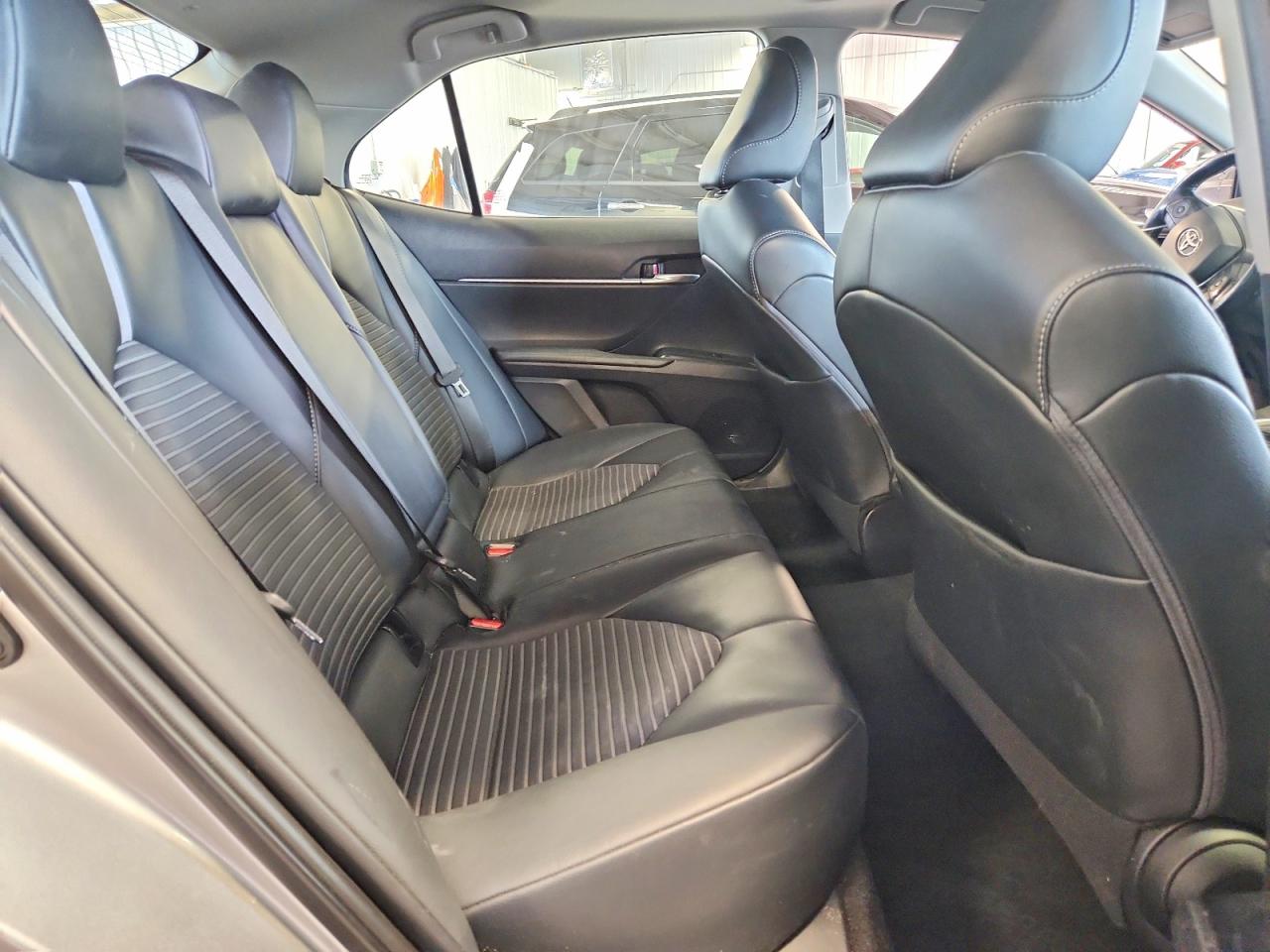 2020 Toyota Camry Se Silver vin: 4T1J11BK7LU004545