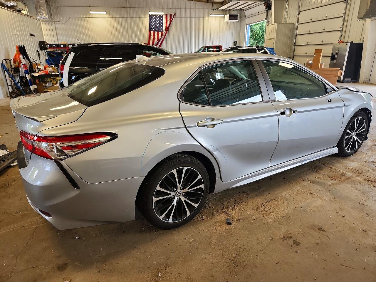 2020 Toyota Camry Se Silver vin: 4T1J11BK7LU004545