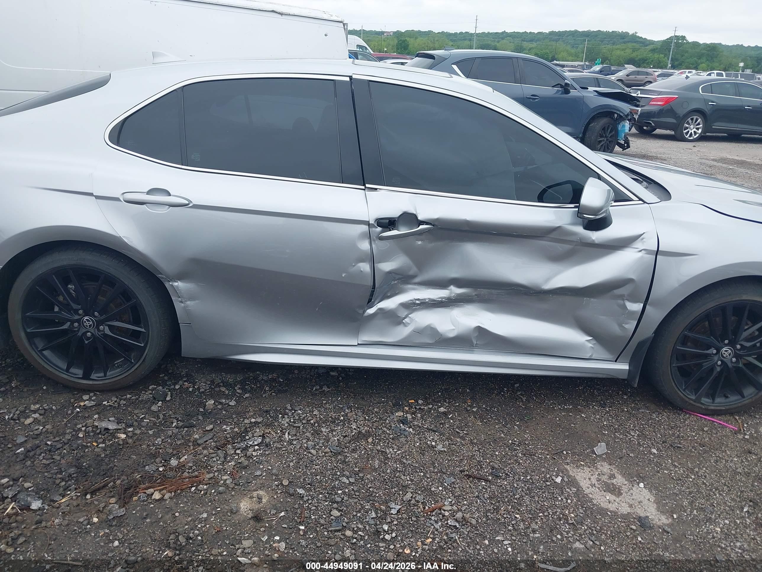 2024 Toyota Camry Hybrid Xse Серебряный vin: 4T1K31AK7RU629147